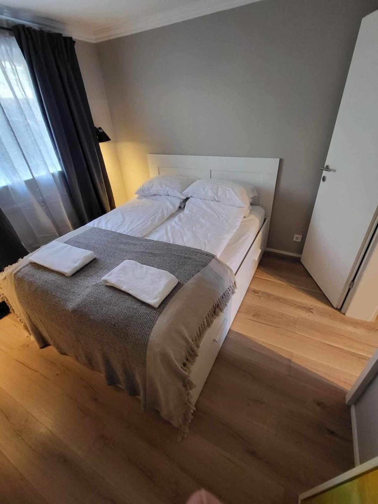 Apartment - Ground Floor - Photo 4
