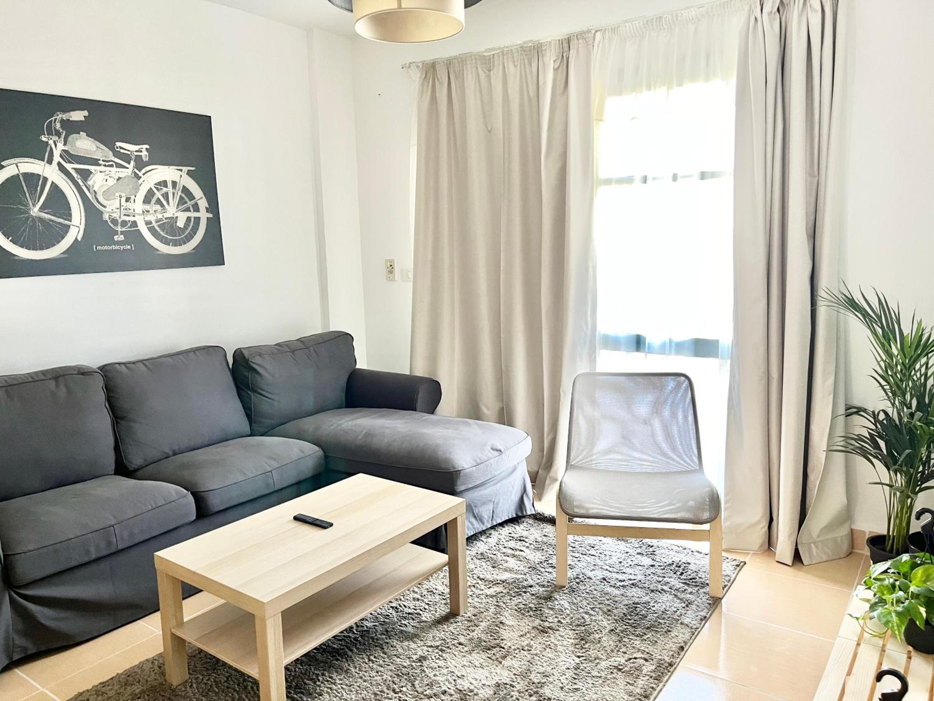 Three-Bedroom Apartment photo 2