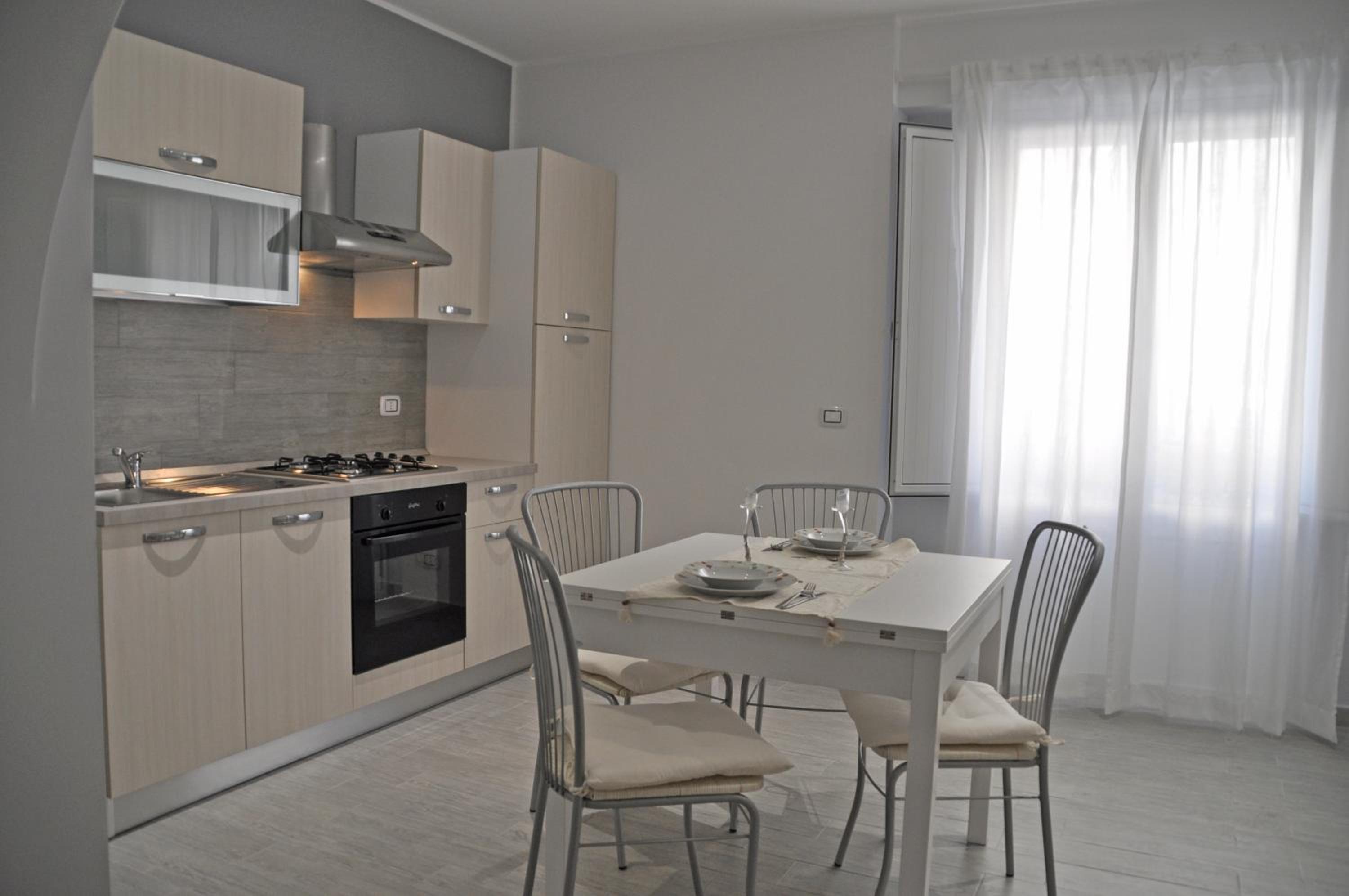 Apartment - Photo 17