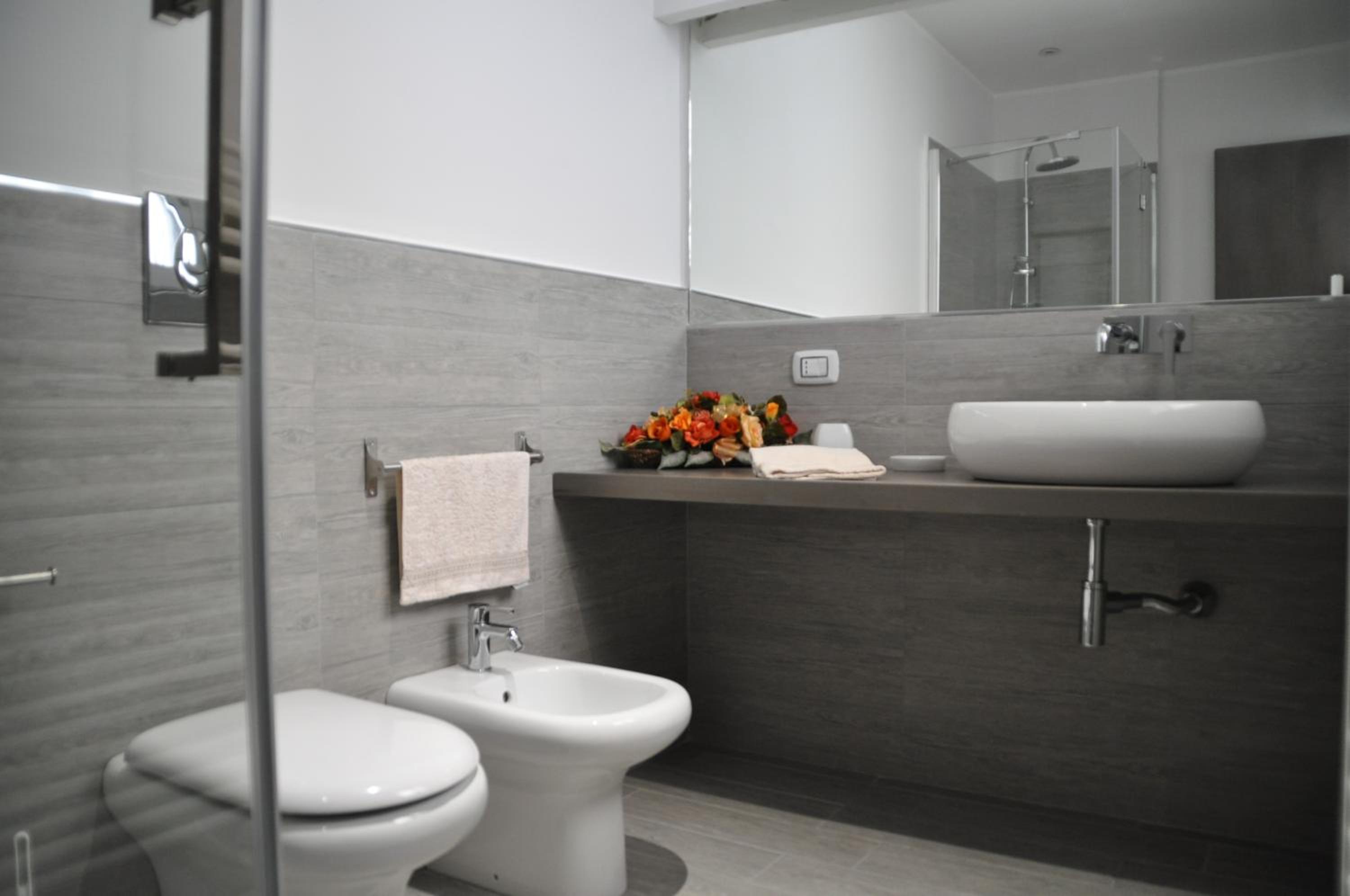 Apartment - Photo 16