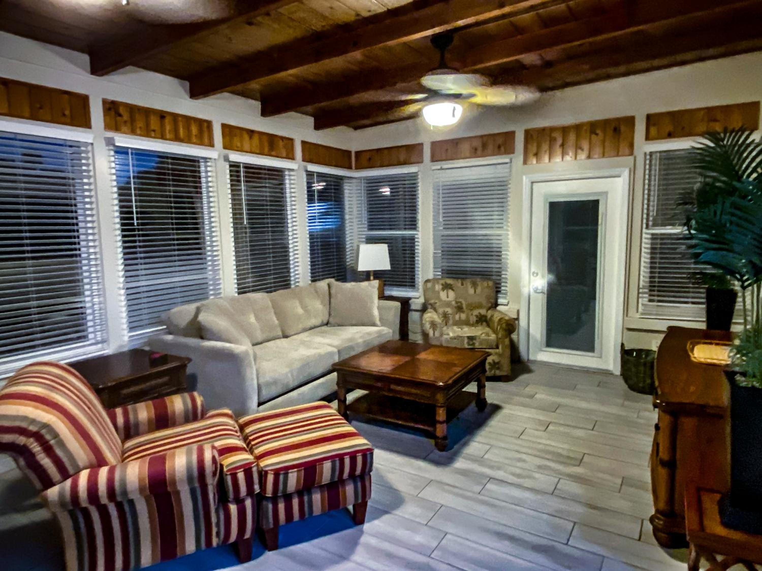 Four-Bedroom House photo 2