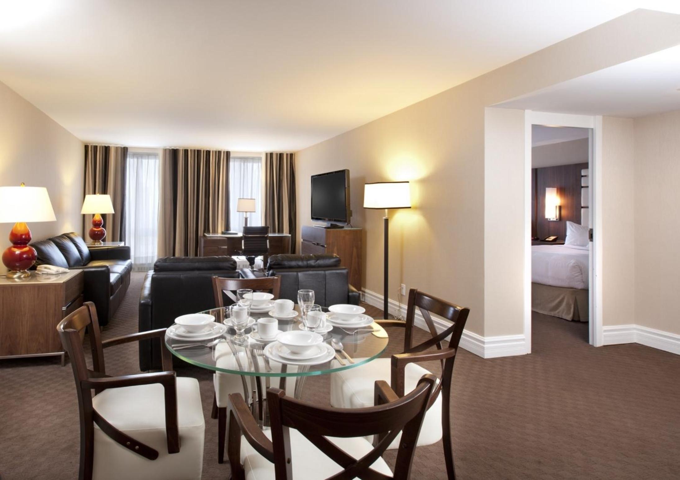 Premier One-Bedroom Suite - Photo 1
