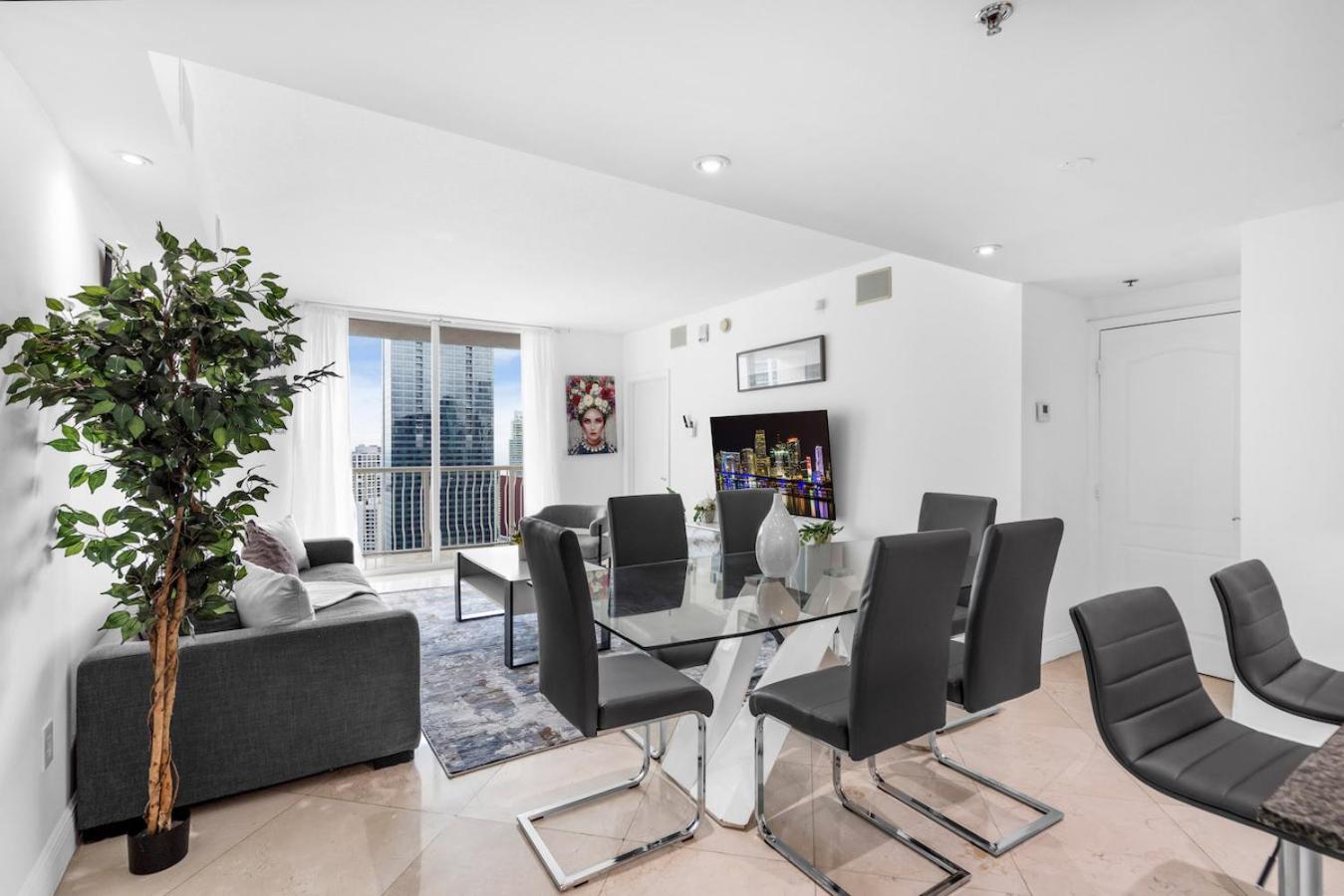 Apartment photo 3
