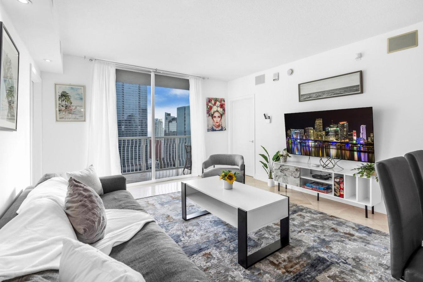 Apartment photo 1