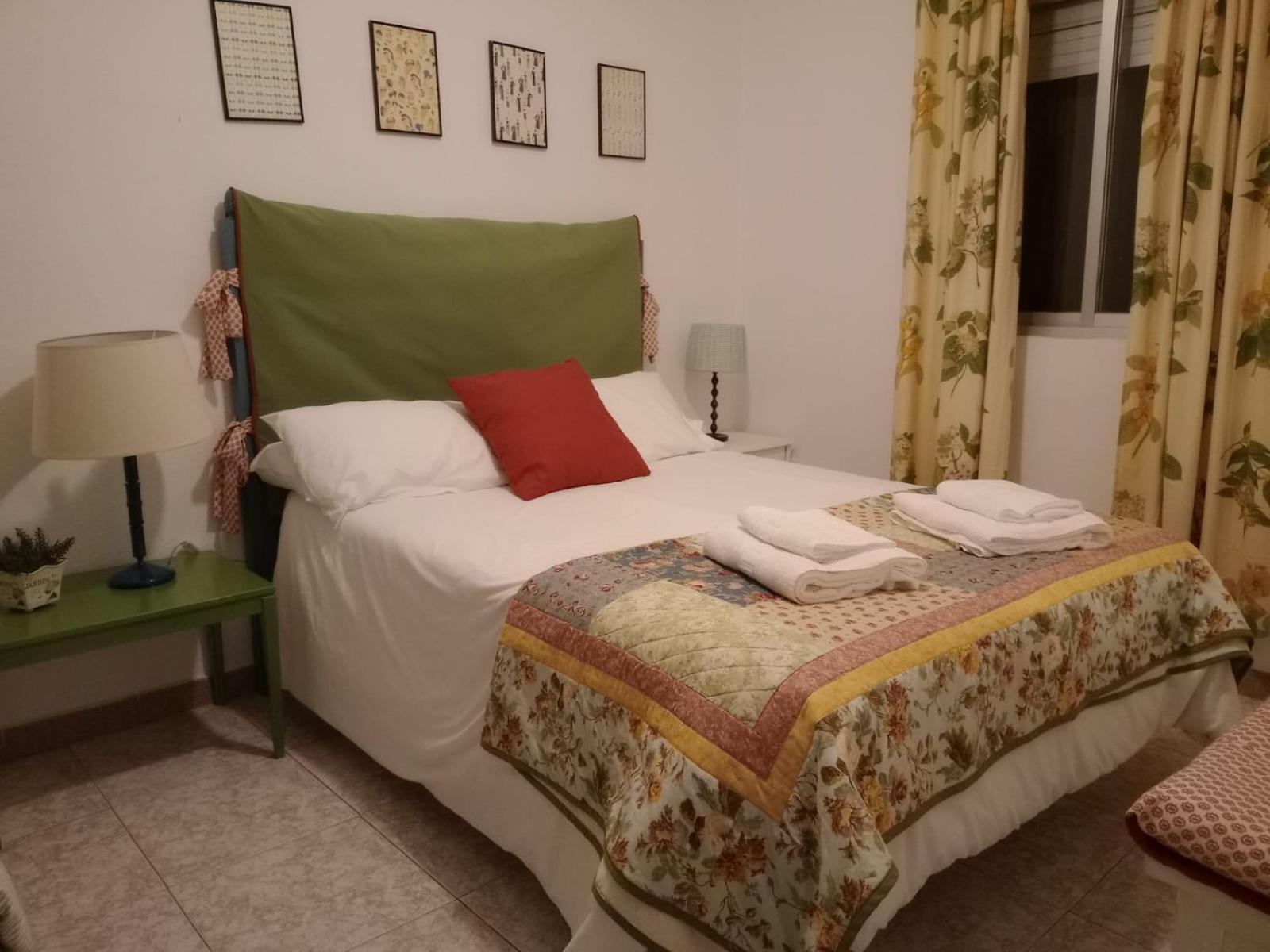 Two-Bedroom House photo 3