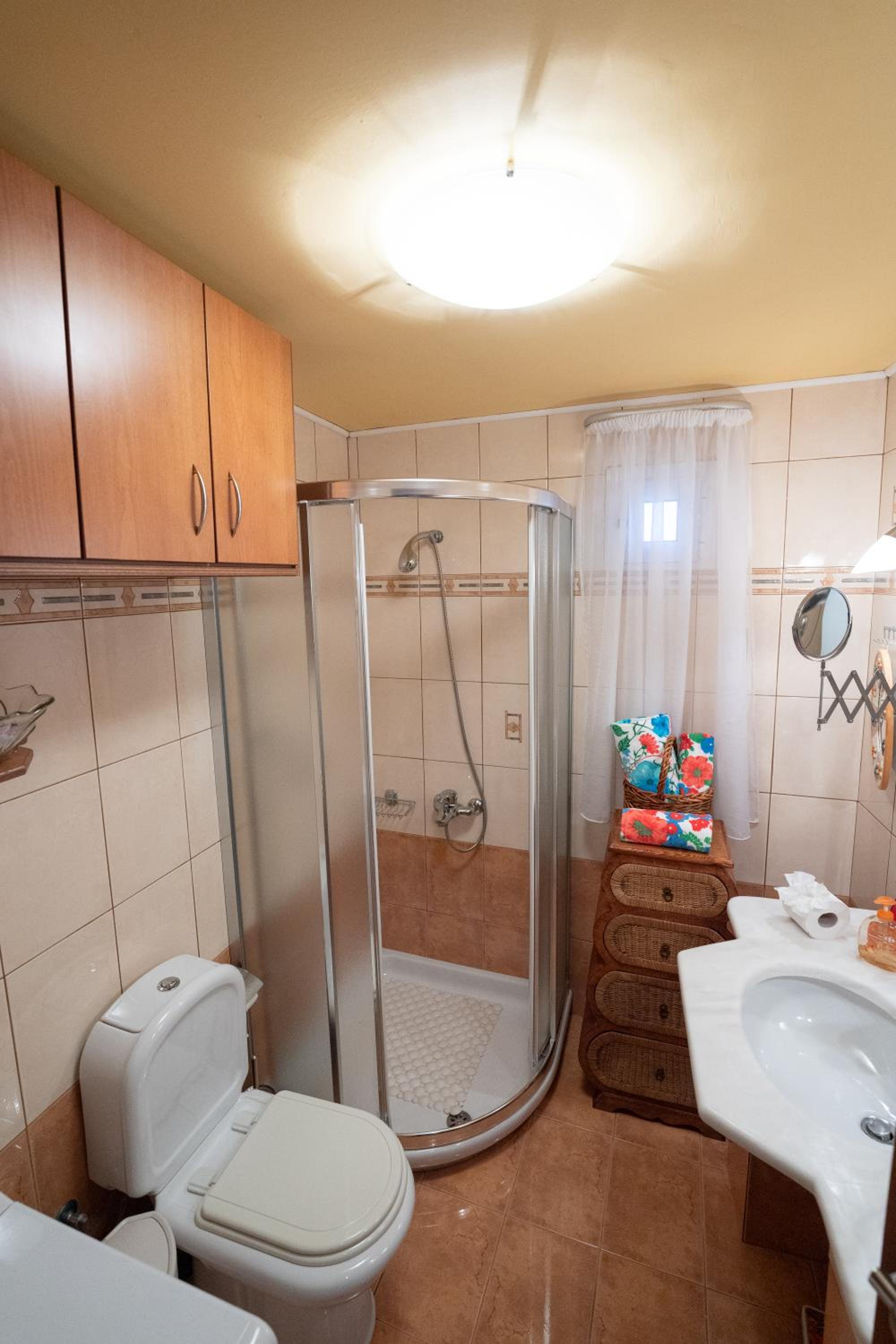 Two-Bedroom House photo 3