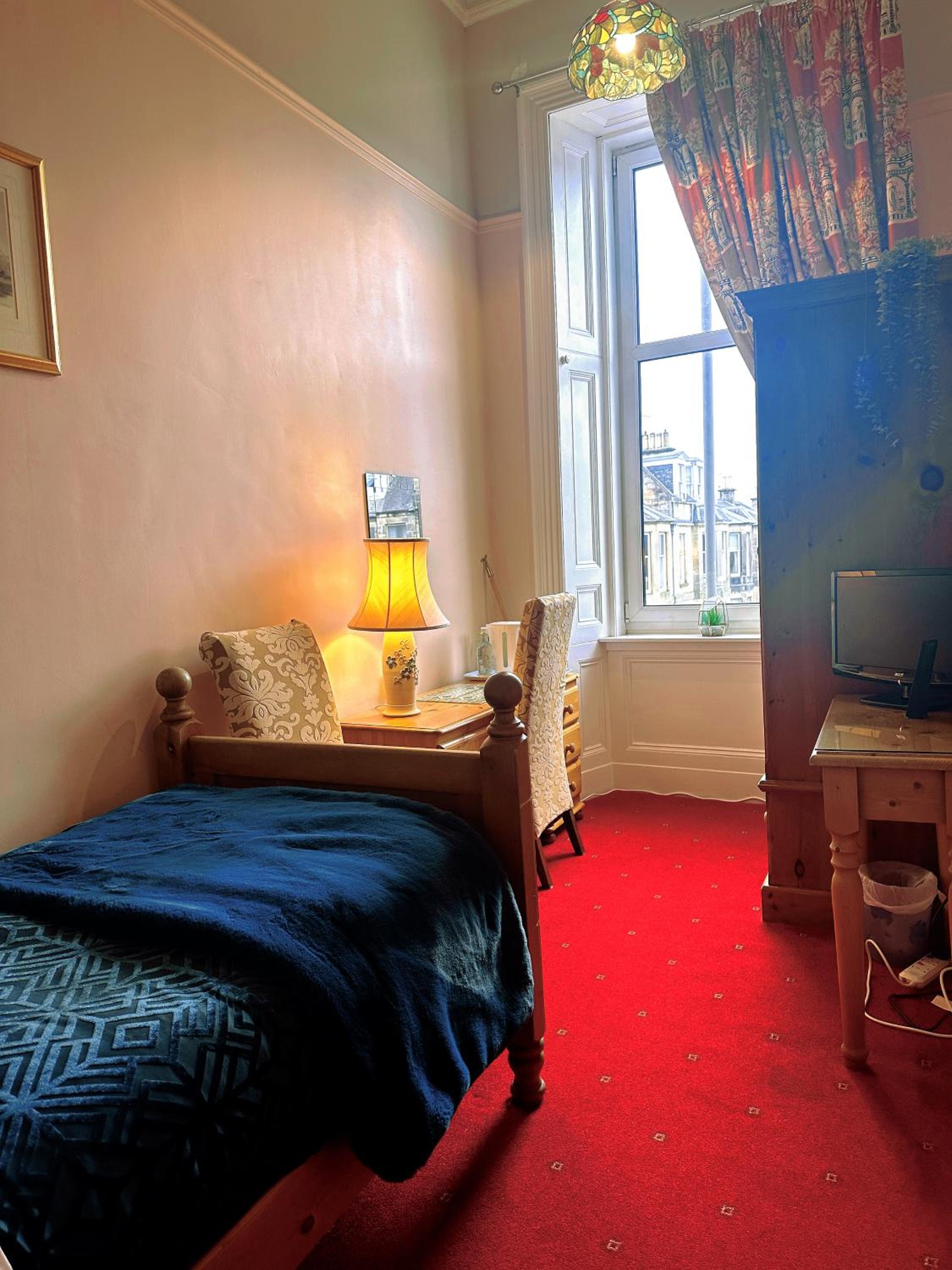 Single Room with Private External Bathroom