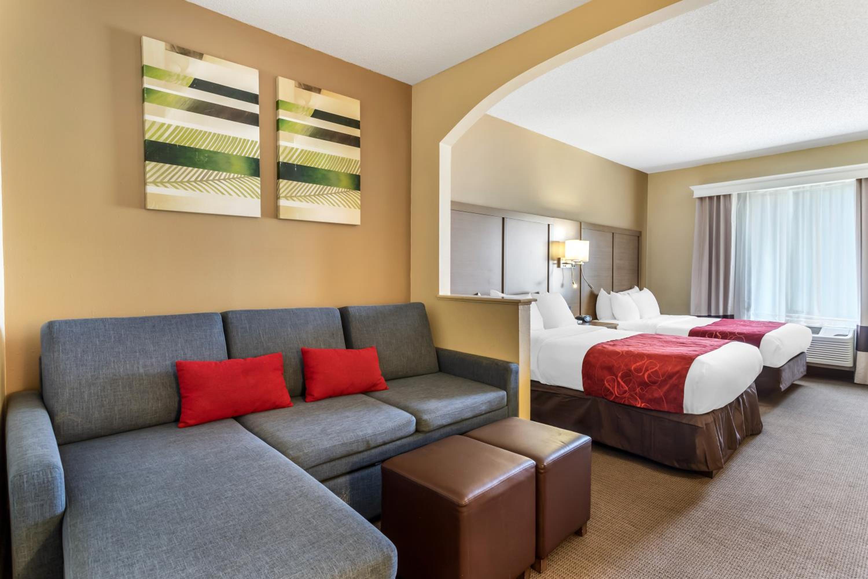 Double Suite with Two Double Beds - Accessible/Non-Smoking