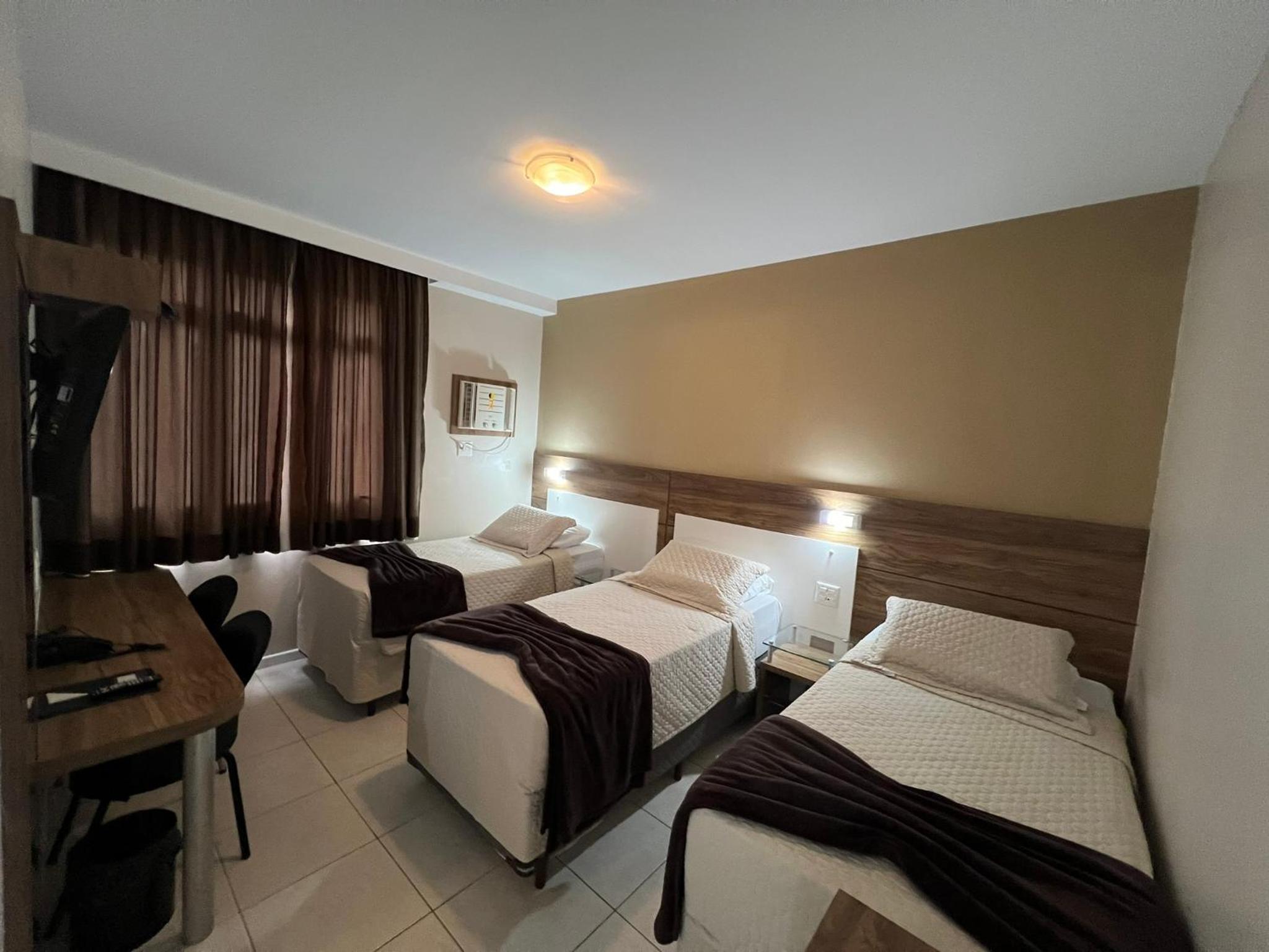 Deluxe Triple Room - Photo 4