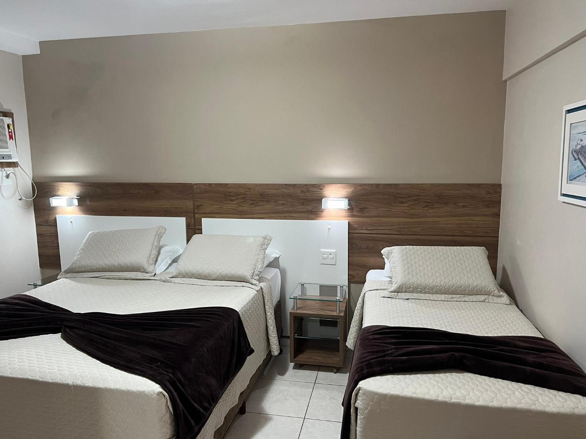 Deluxe Triple Room - Photo 1
