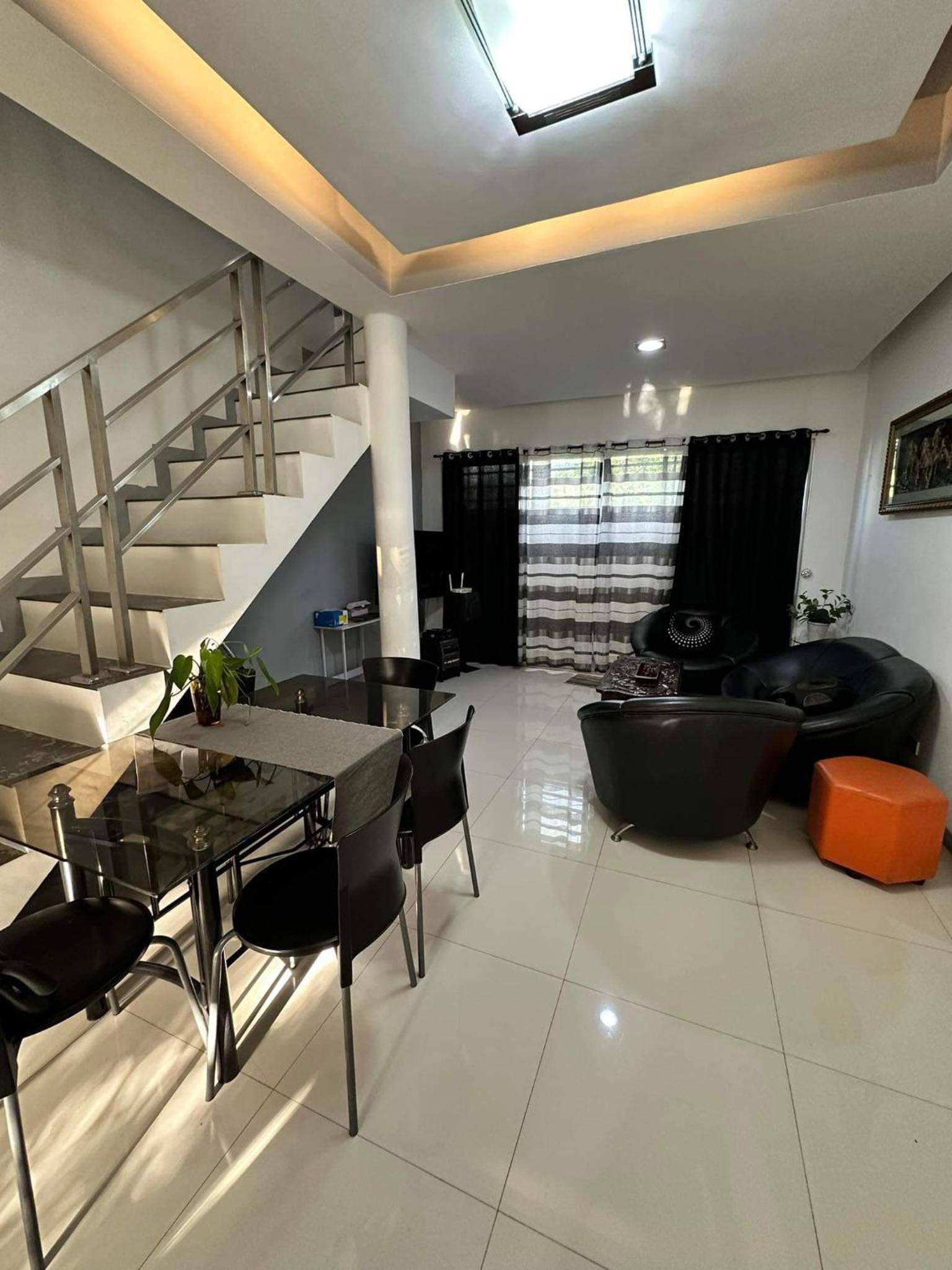 Three-Bedroom House photo 1