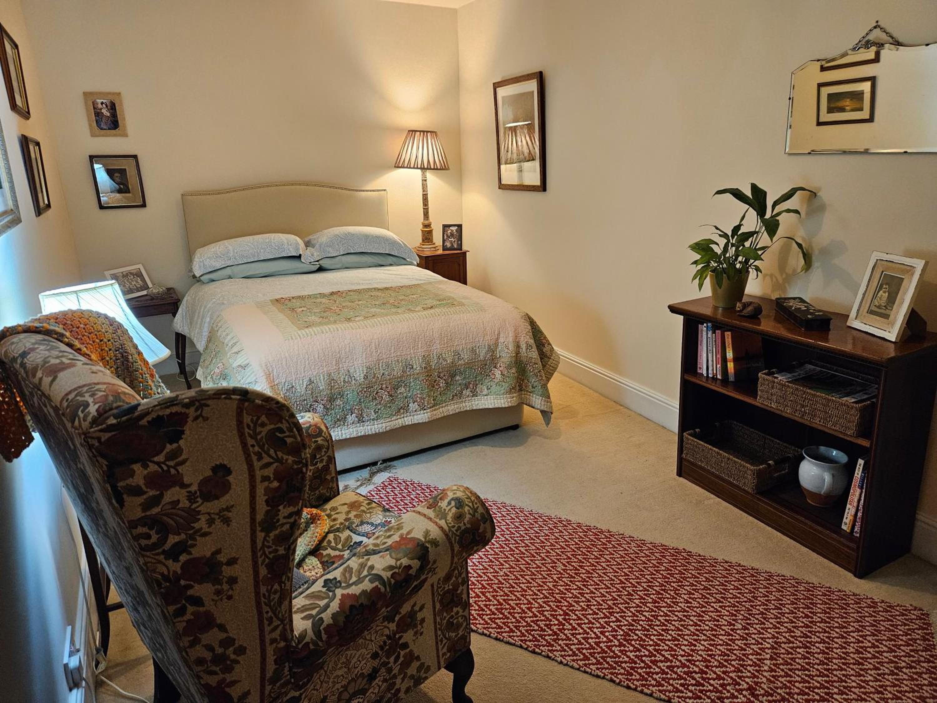 Double Room With Shared Bathroom photo 3