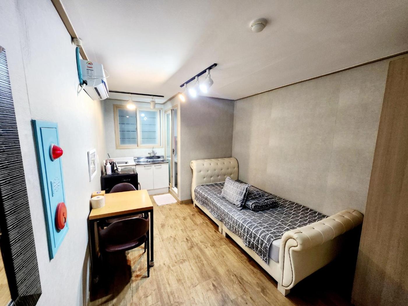 Double Room photo 1