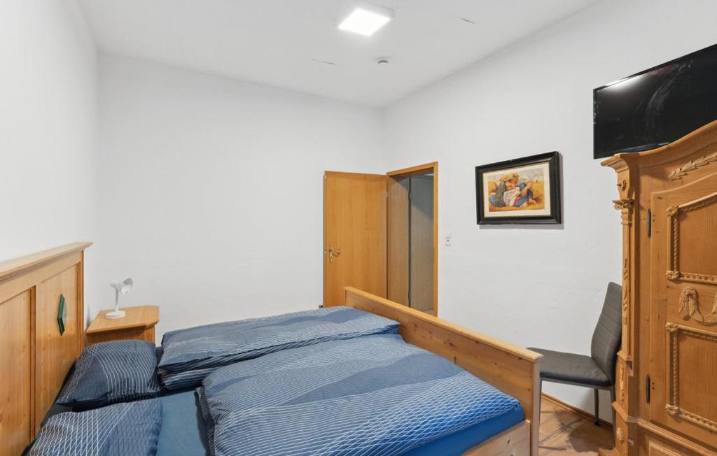 One-Bedroom Apartment photo 3