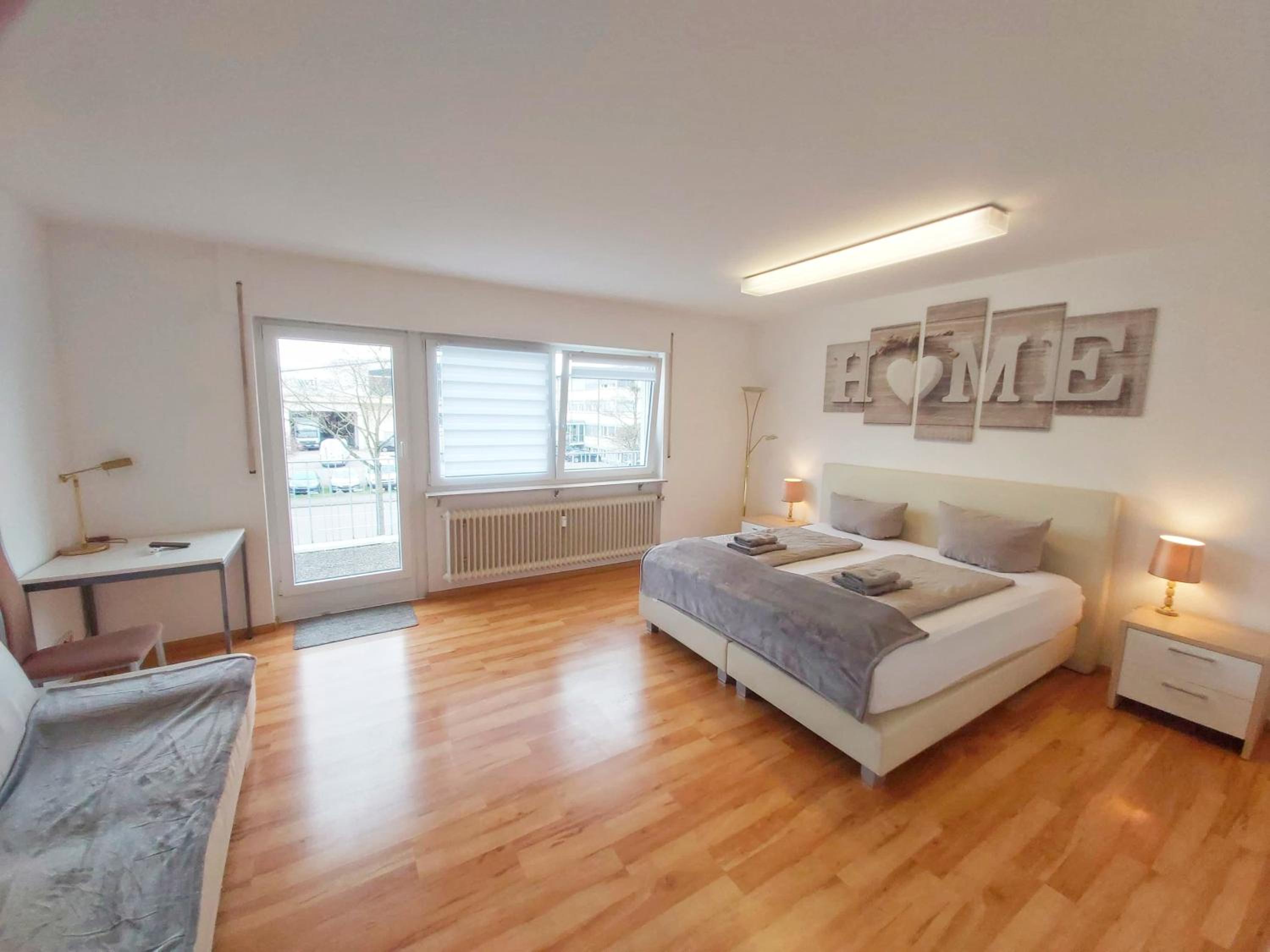 Three-Bedroom Apartment photo 2