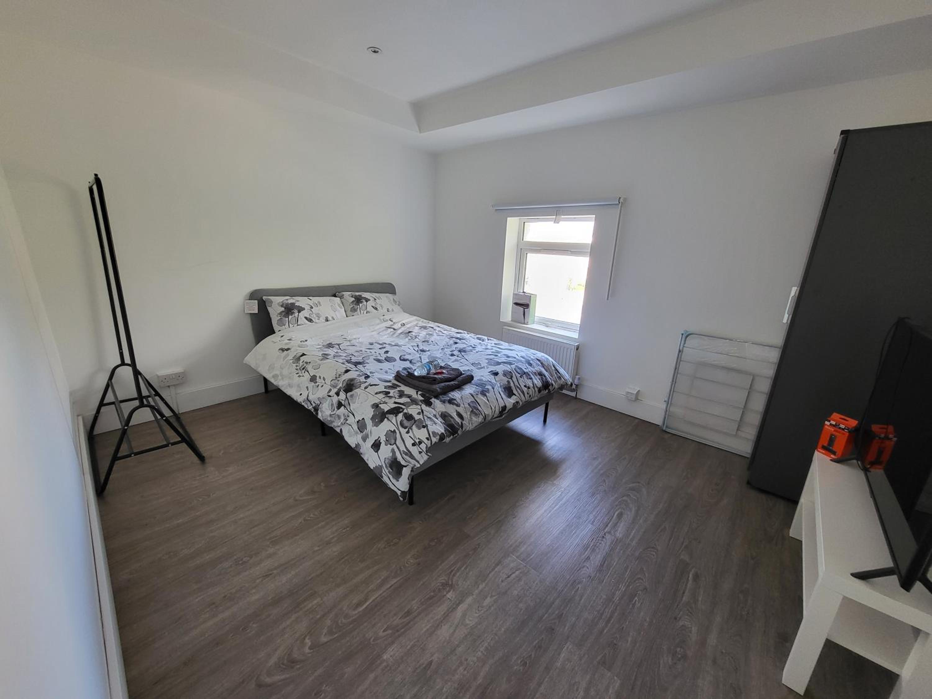 Double Room with Shared Bathroom