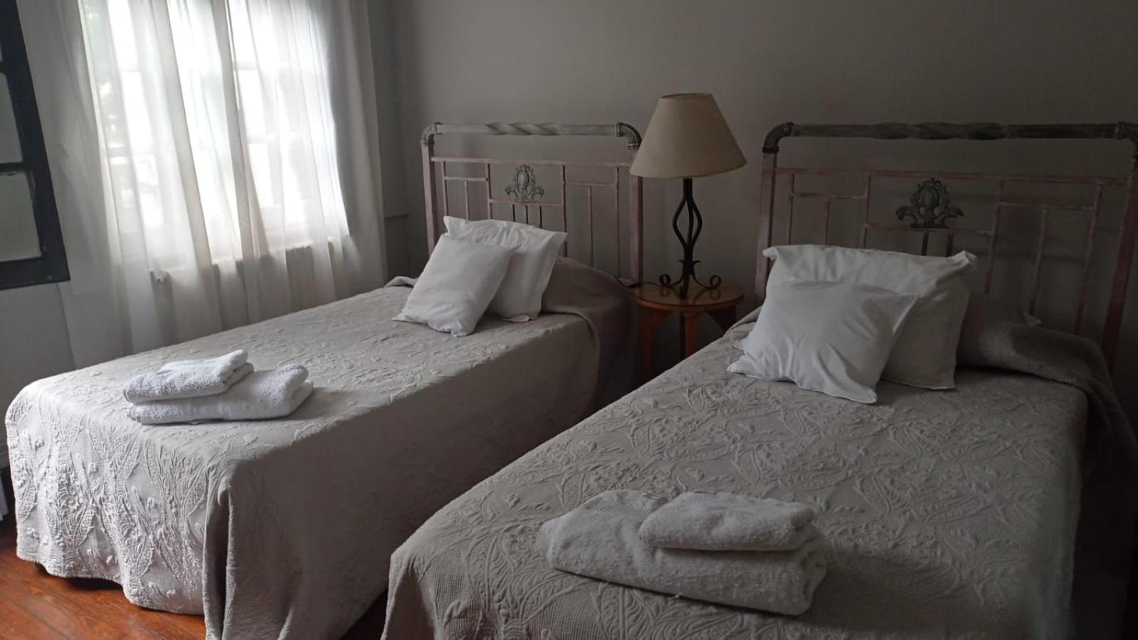 Double Room with Private Bathroom photo 2