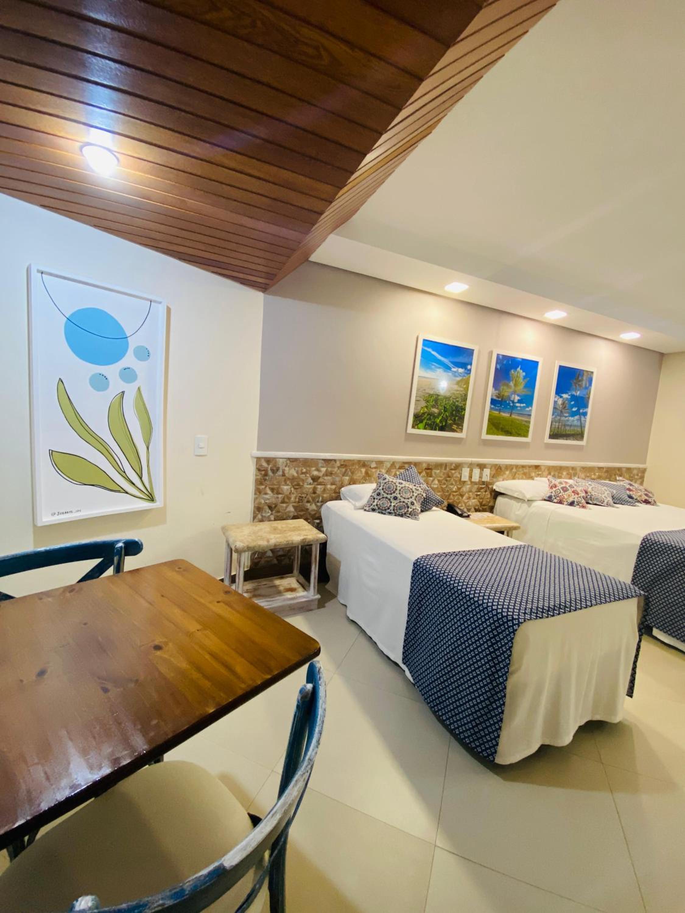 Deluxe Triple Room photo 2