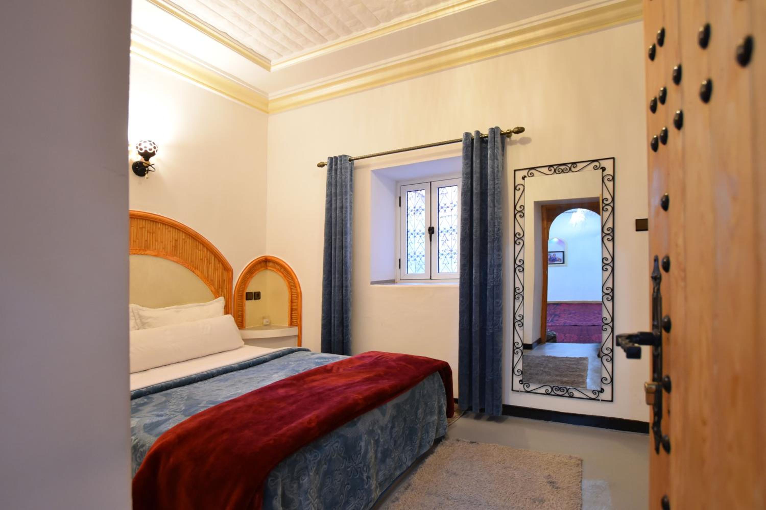 Double Room with Private Bathroom - Photo 1