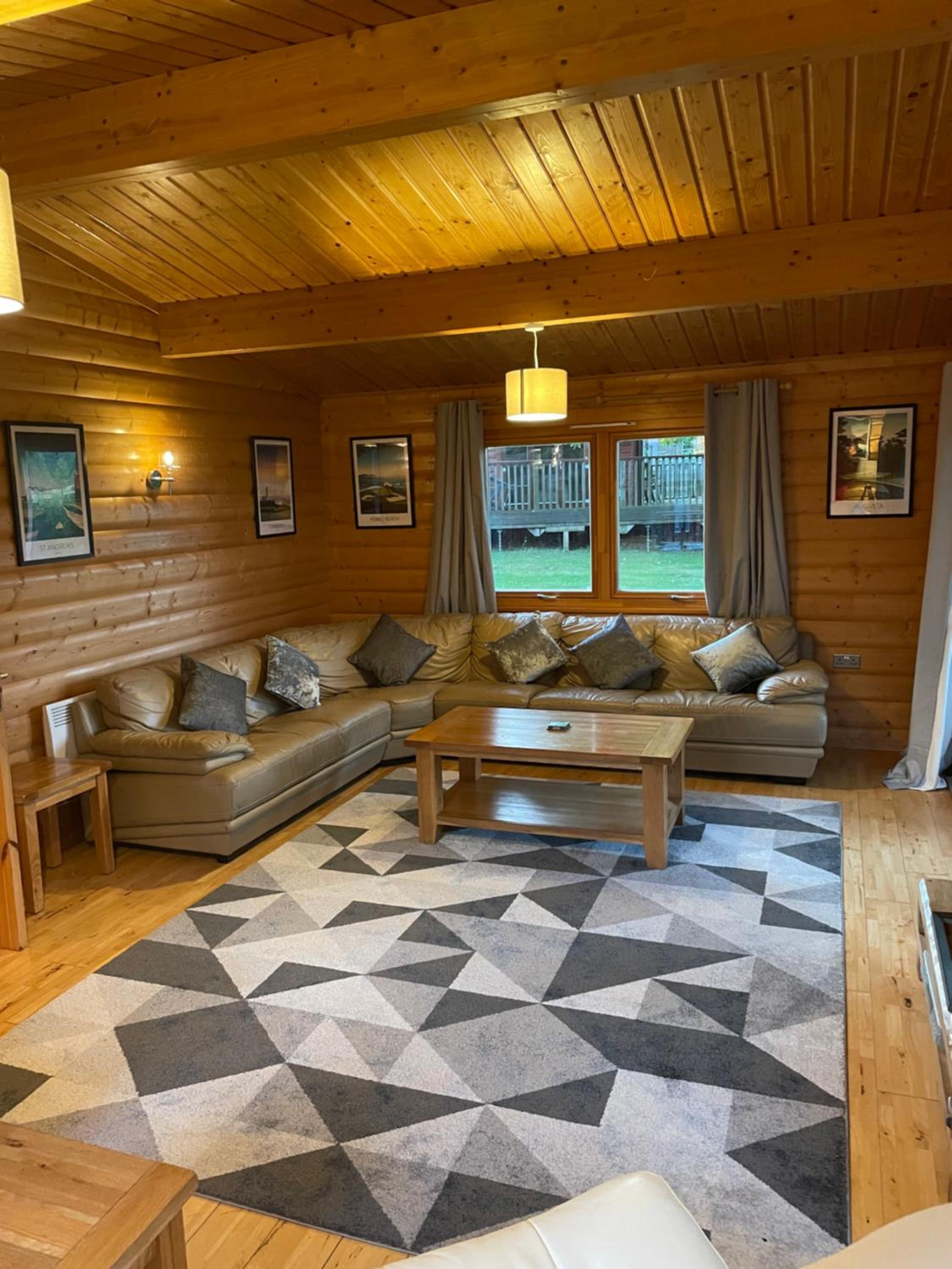 Four-Bedroom House photo 1