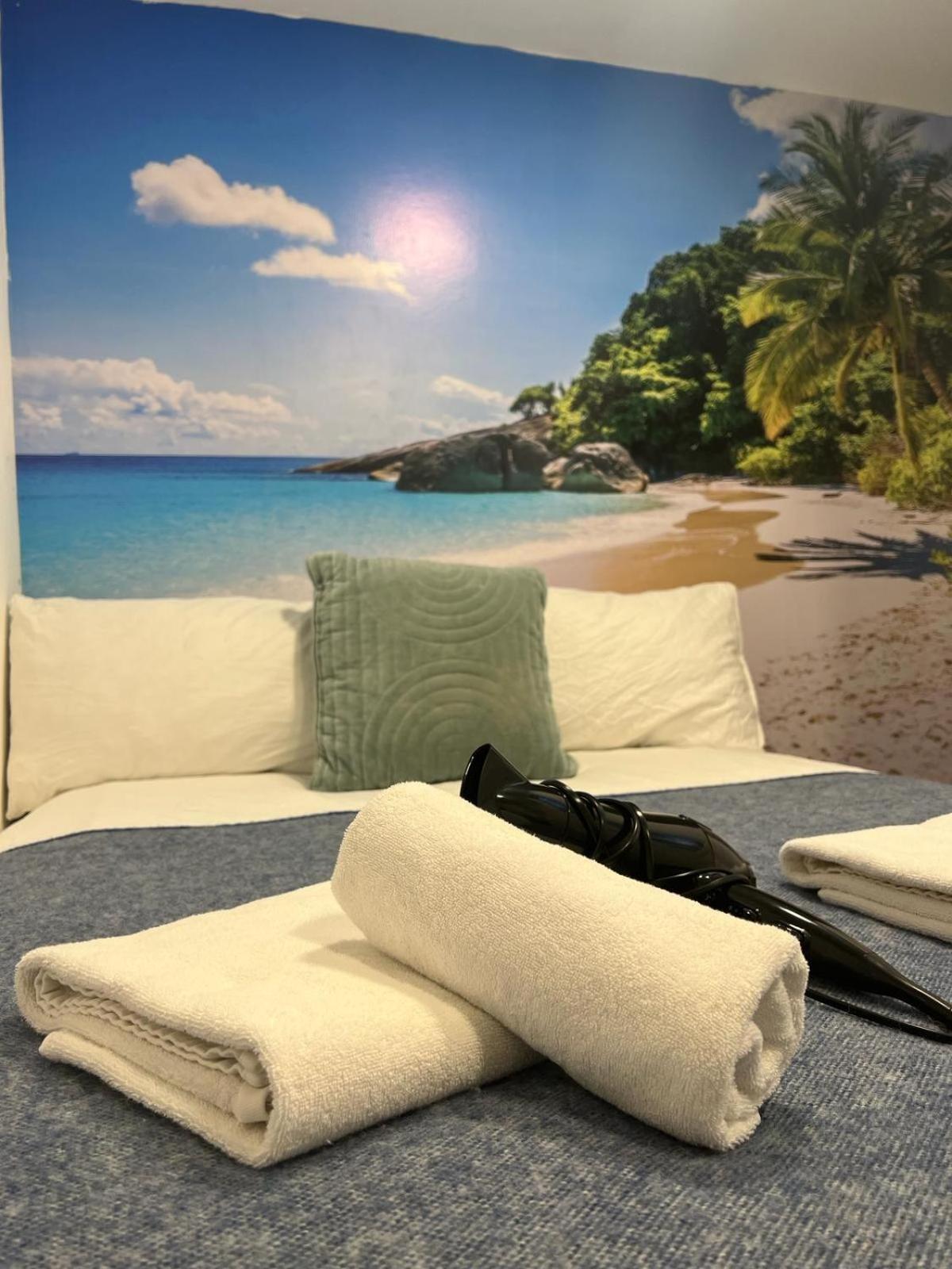 Double Room with Private Bathroom photo 2