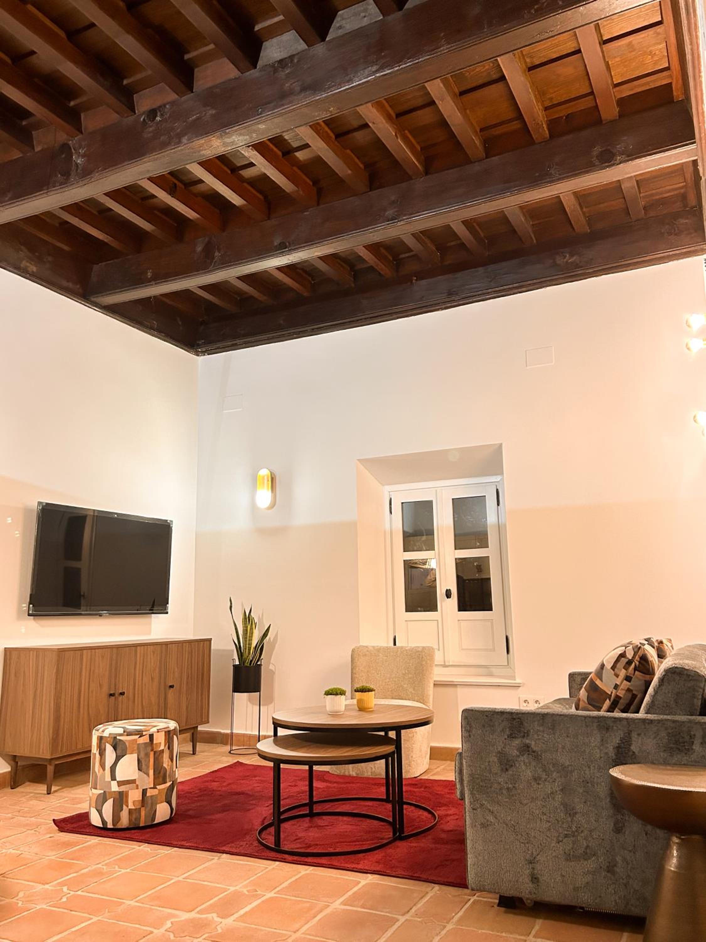 Two-Bedroom Apartment - Photo 6