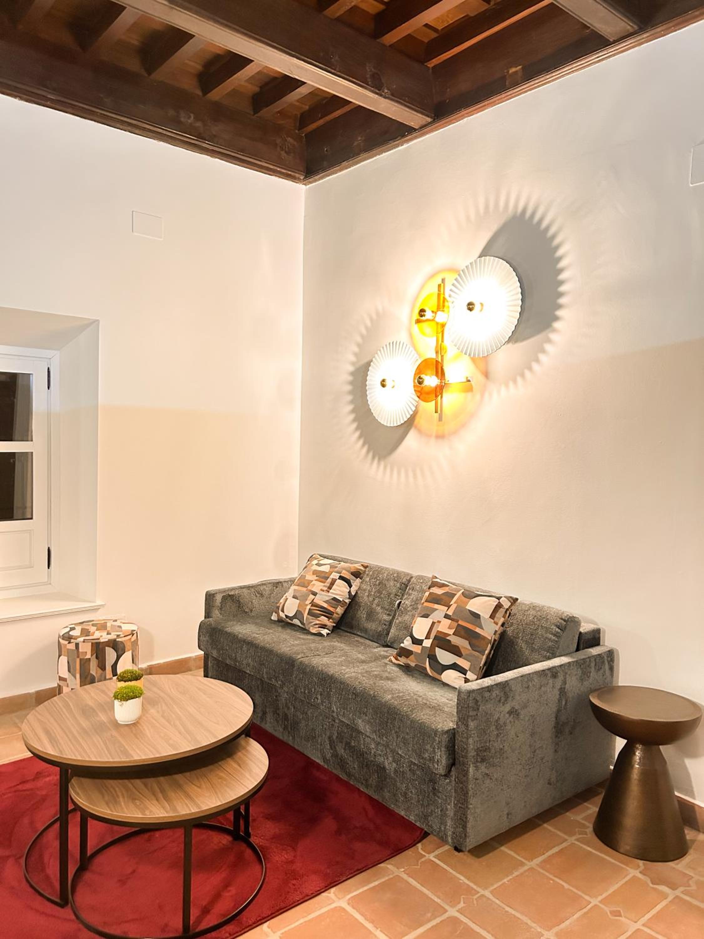 Two-Bedroom Apartment - Photo 4