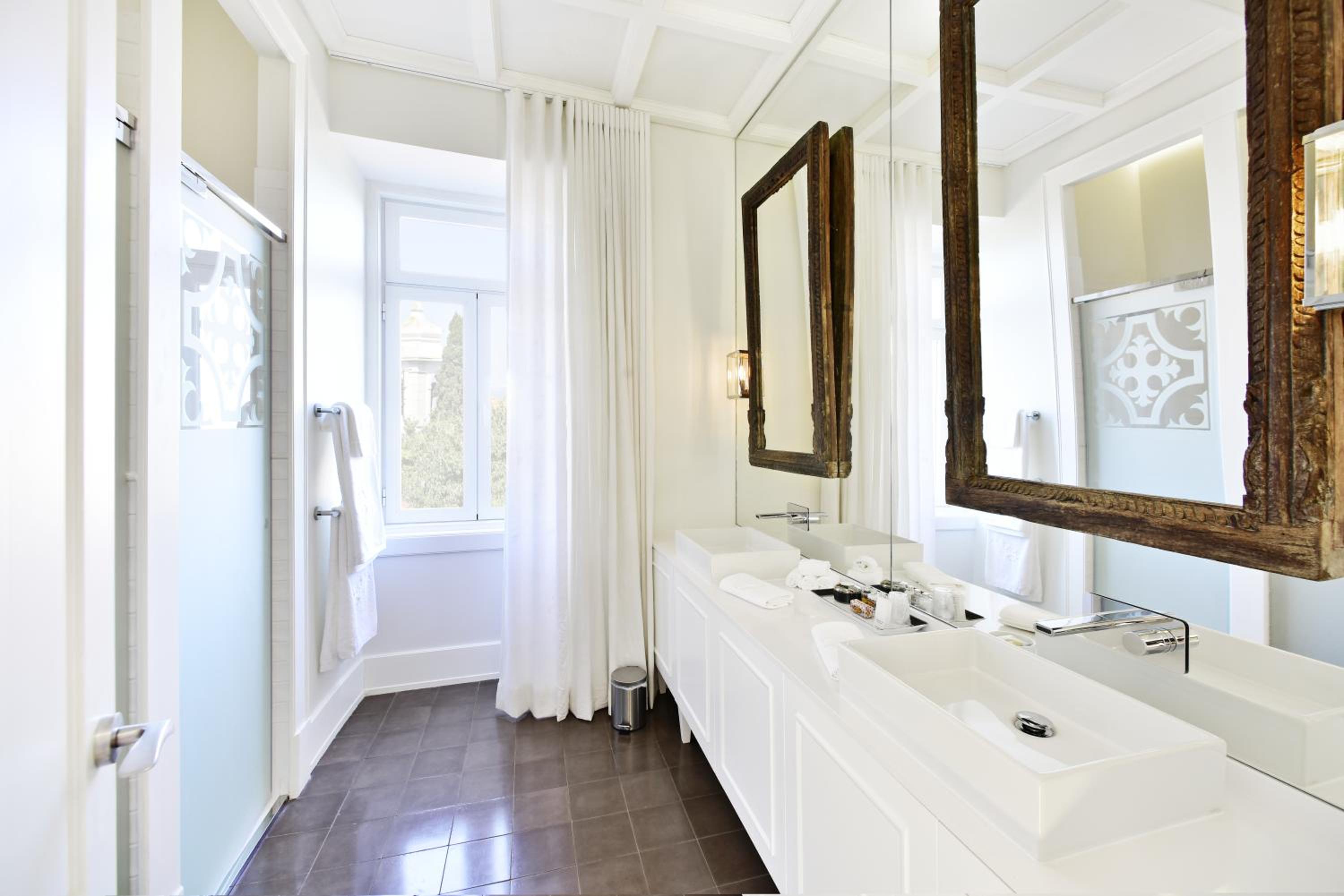Junior Suite with River View photo 3