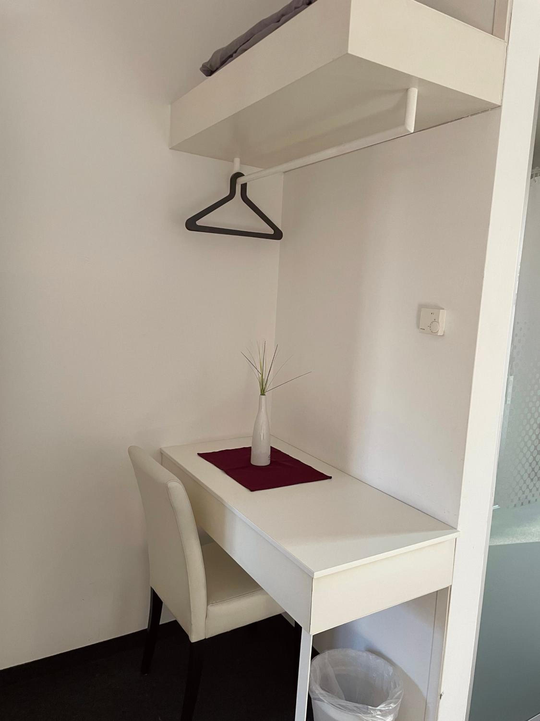 Suite with Terrace and Garden Access - Photo 14