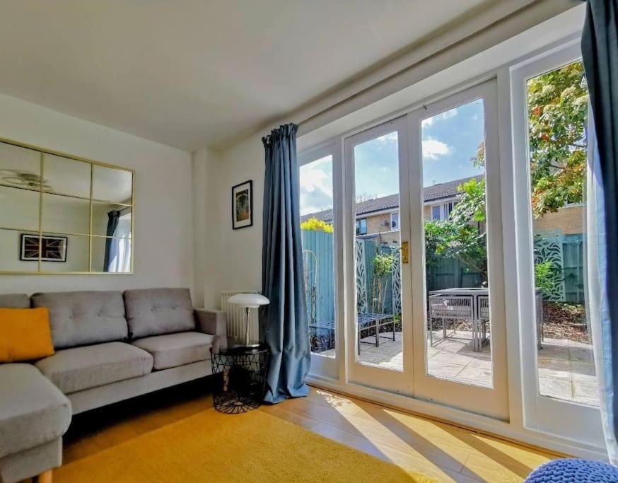 Four-Bedroom House photo 1