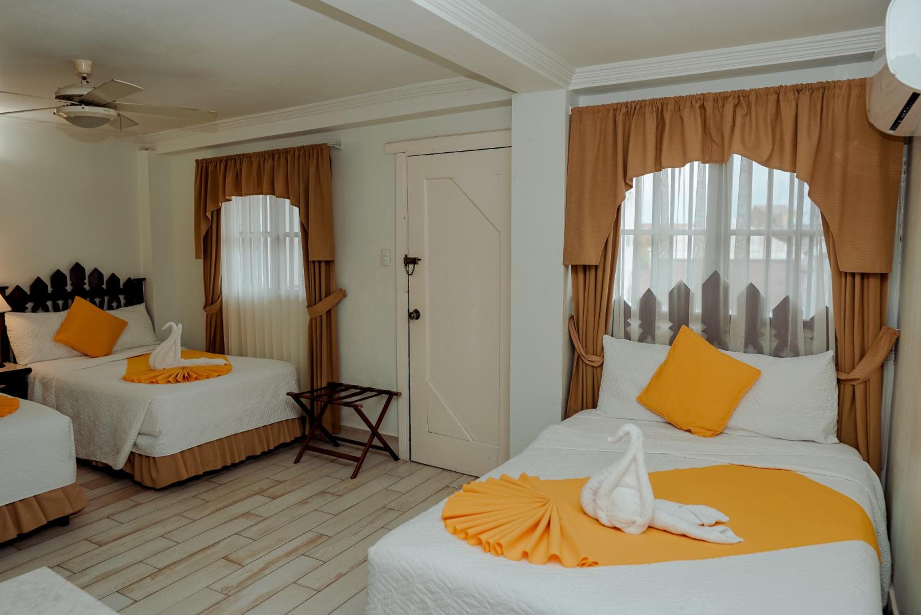 Triple Room photo 2