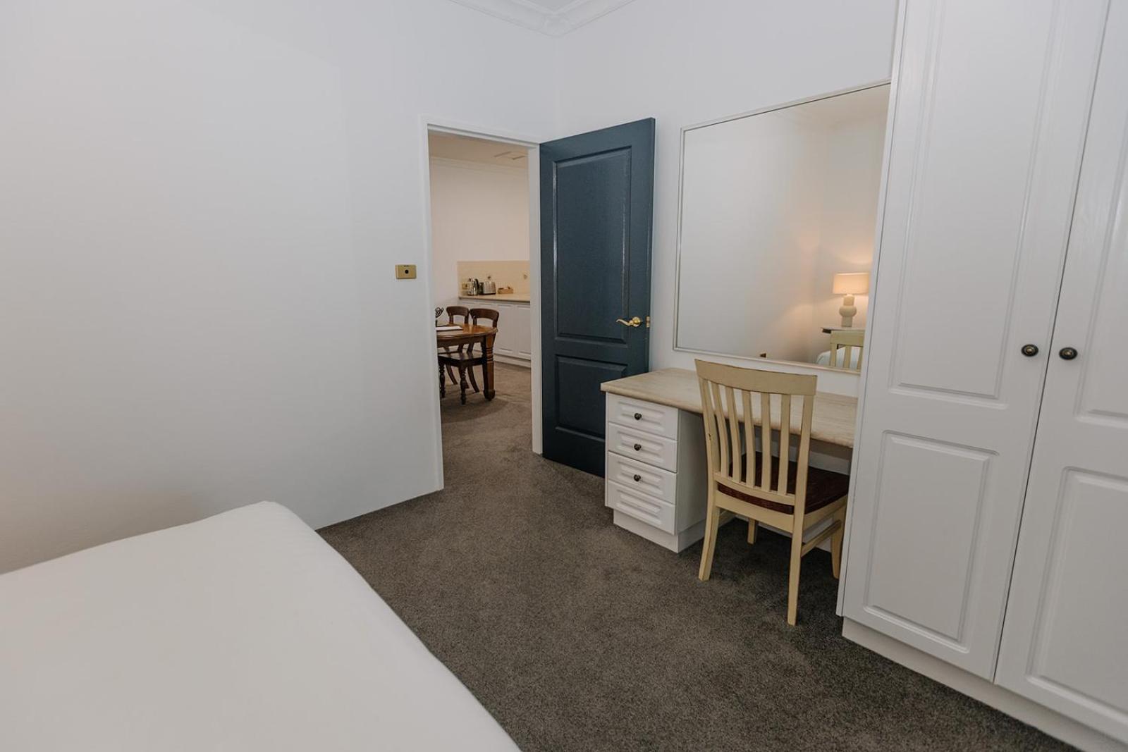 Apartment - Ground Floor photo 3