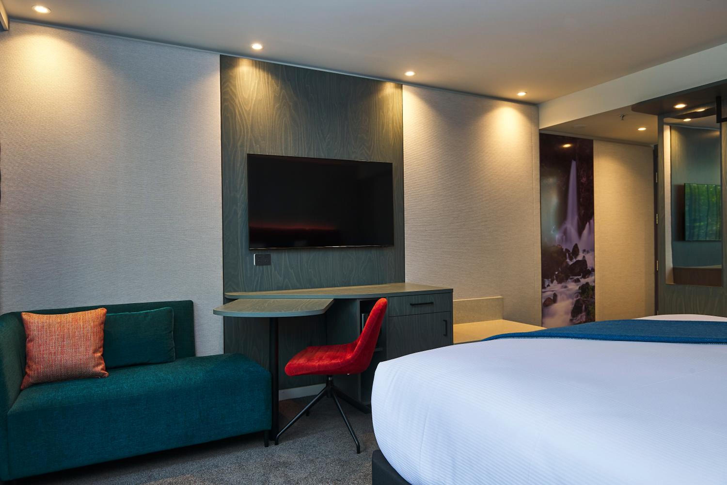Superior King Room - Photo 3