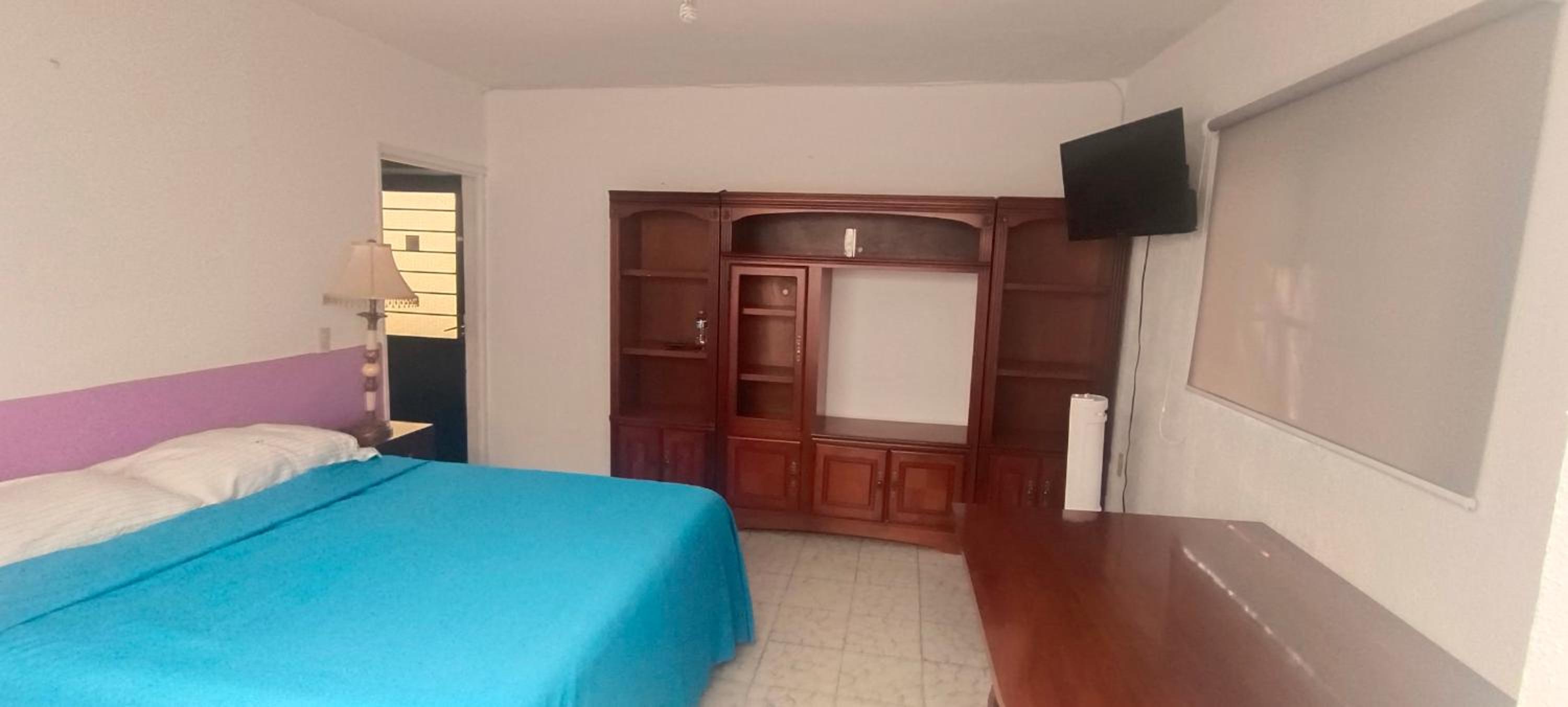 Double Room - Photo 9