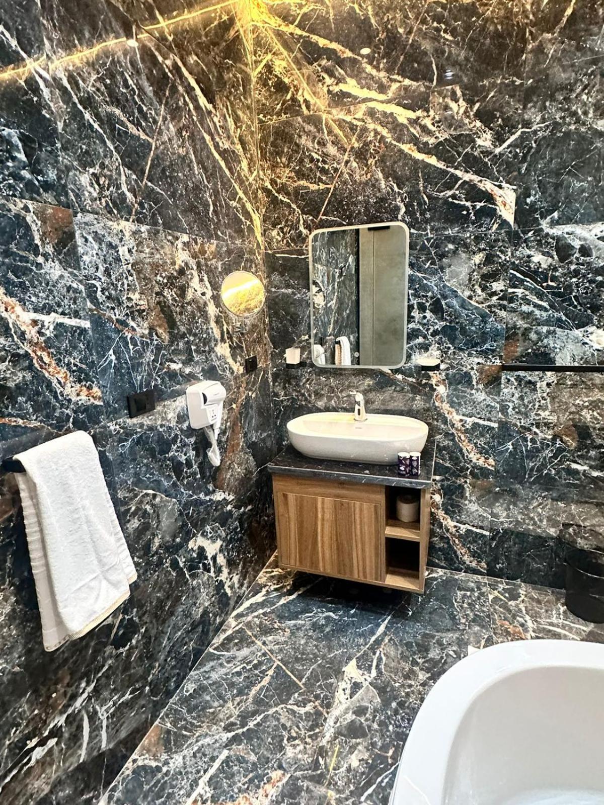 Suite photo 2