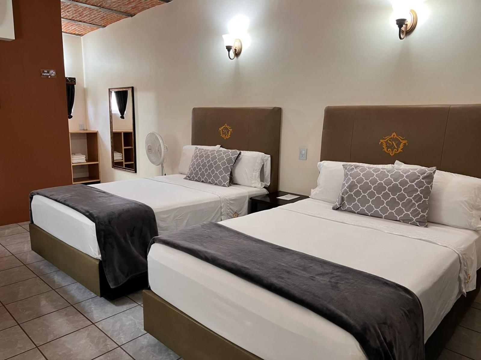 Double Room with Two Double Beds photo 1