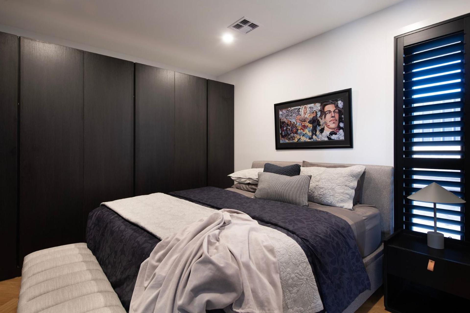 Three-Bedroom House photo 1