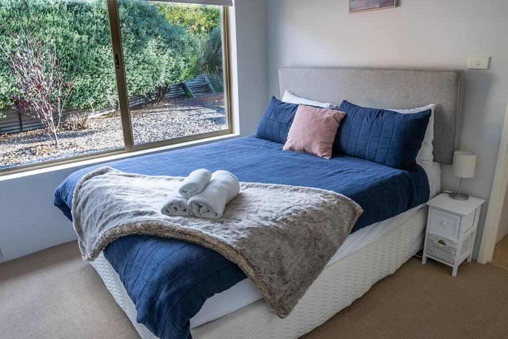 Three-Bedroom House photo 1