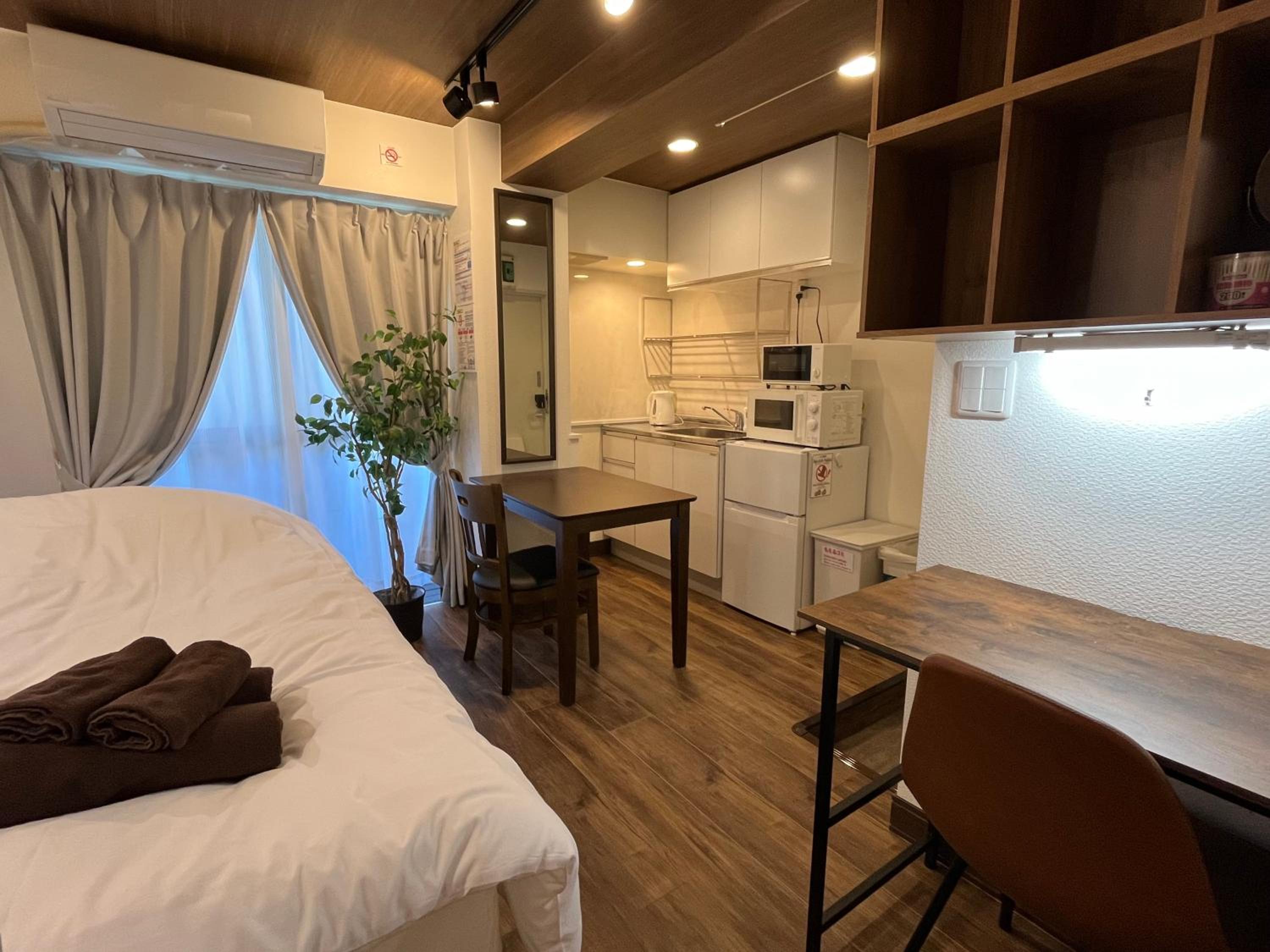 One-Bedroom Apartment photo 2