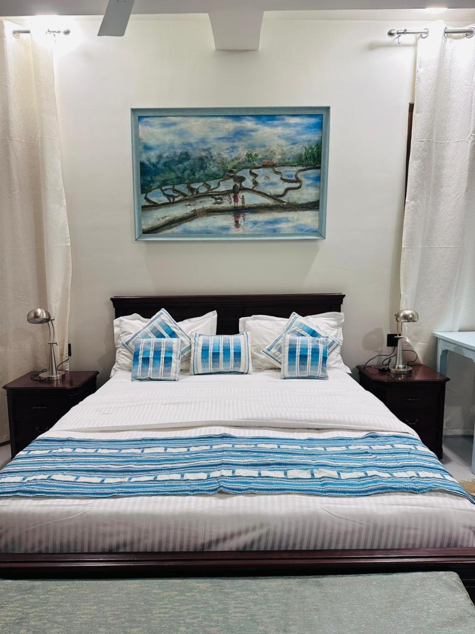 Deluxe Double Room with Balcony photo 1