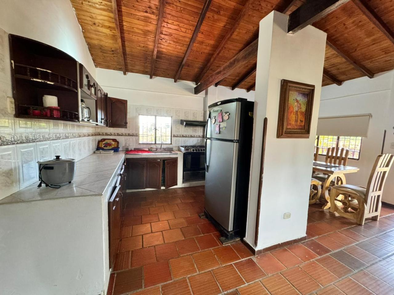 Three-Bedroom House photo 3