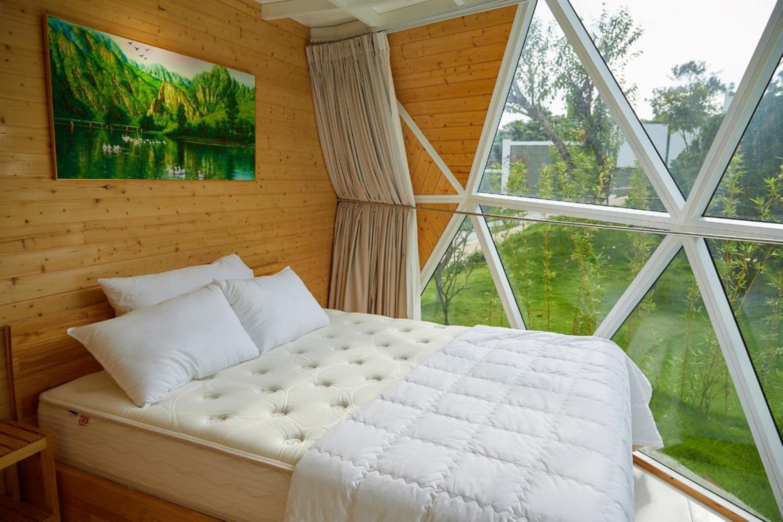 Superior Quadruple Room - Photo 16