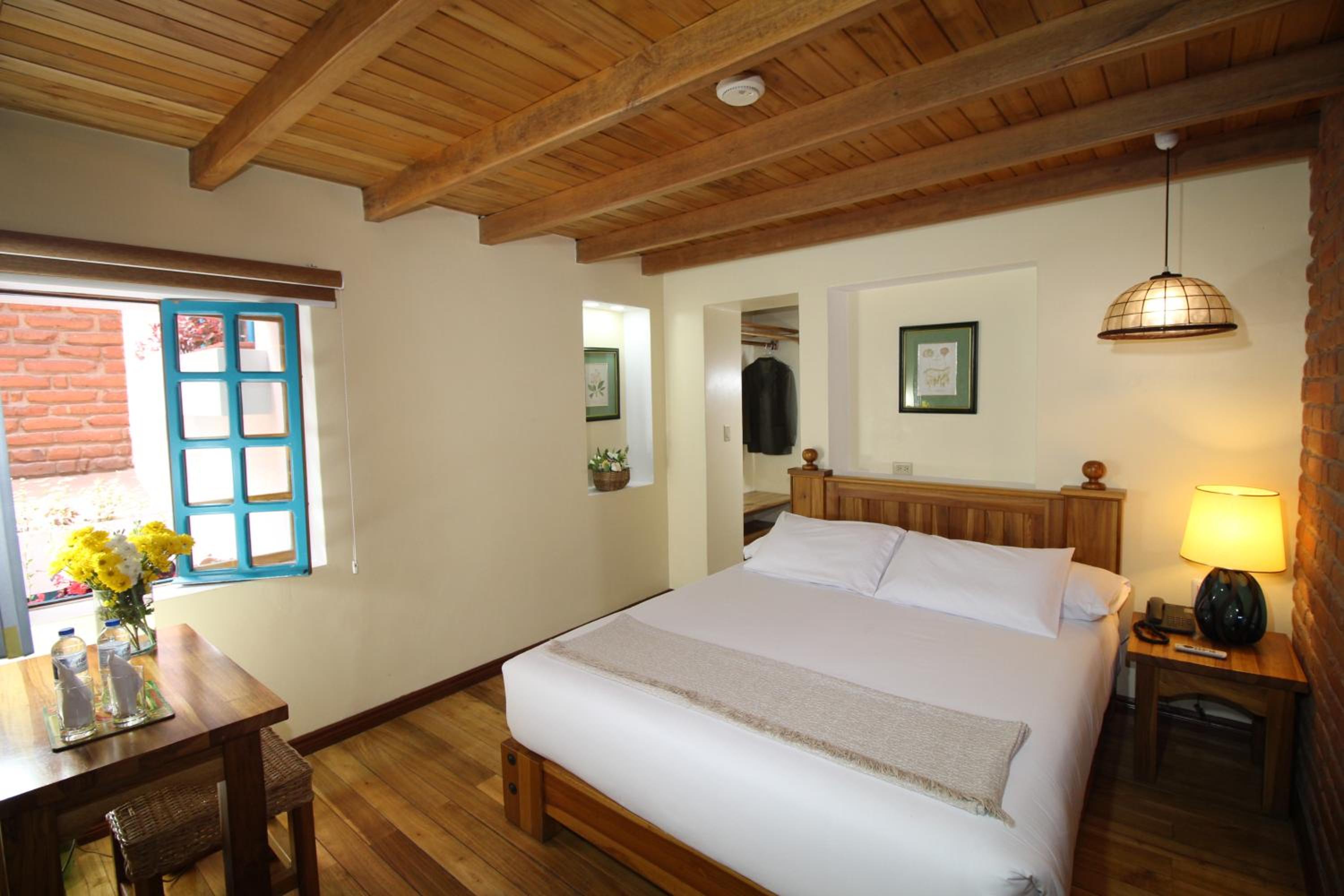Standard Double Room - Photo 5