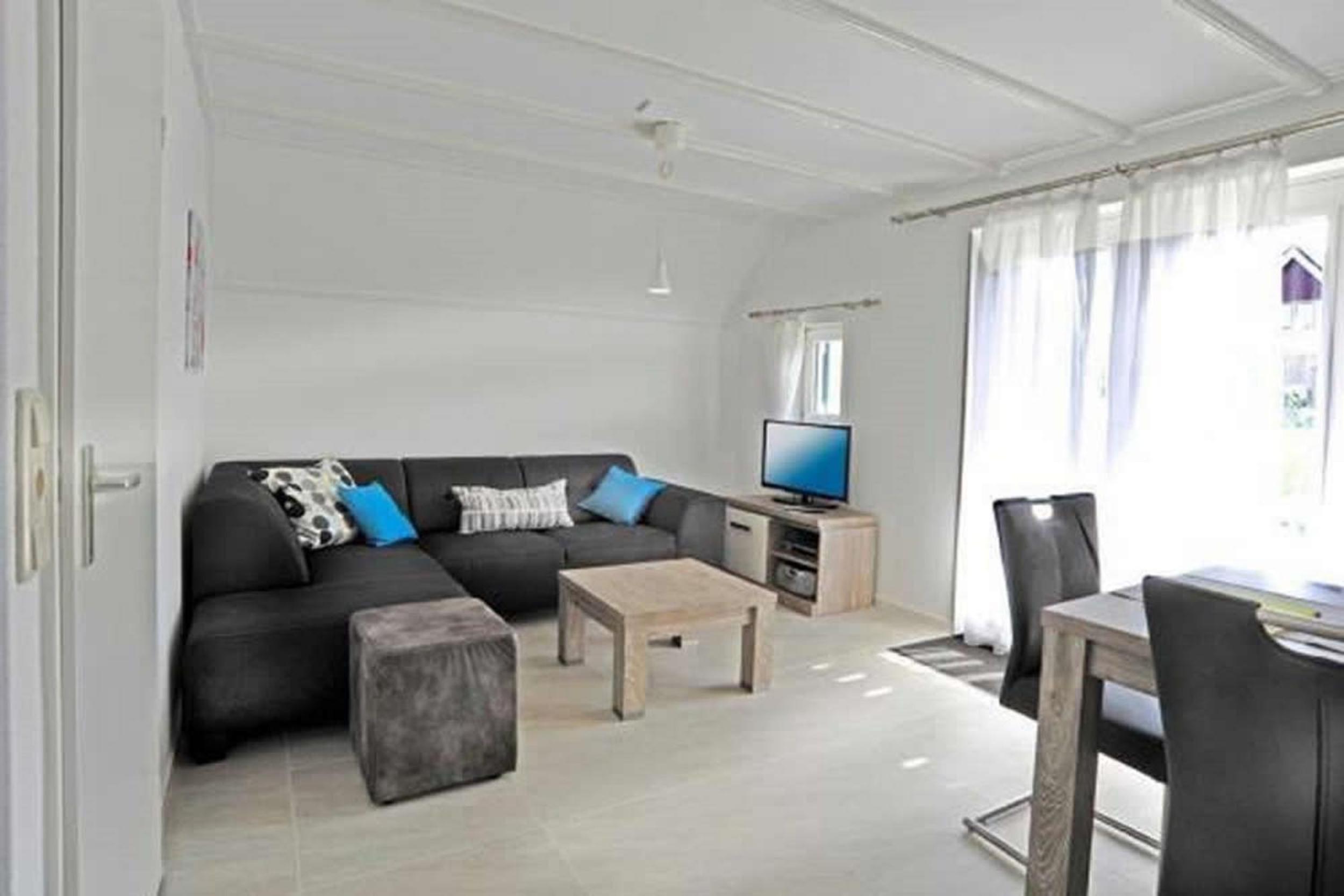 Bungalow photo 1