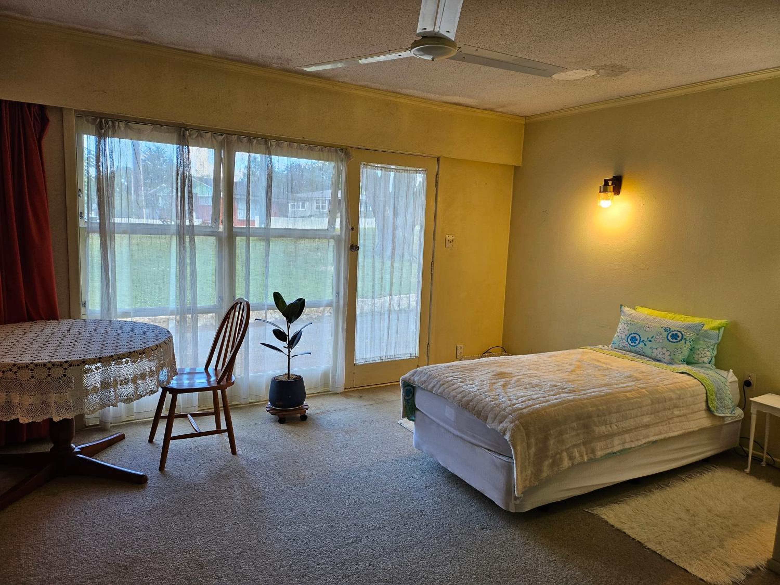 Single Room photo 2