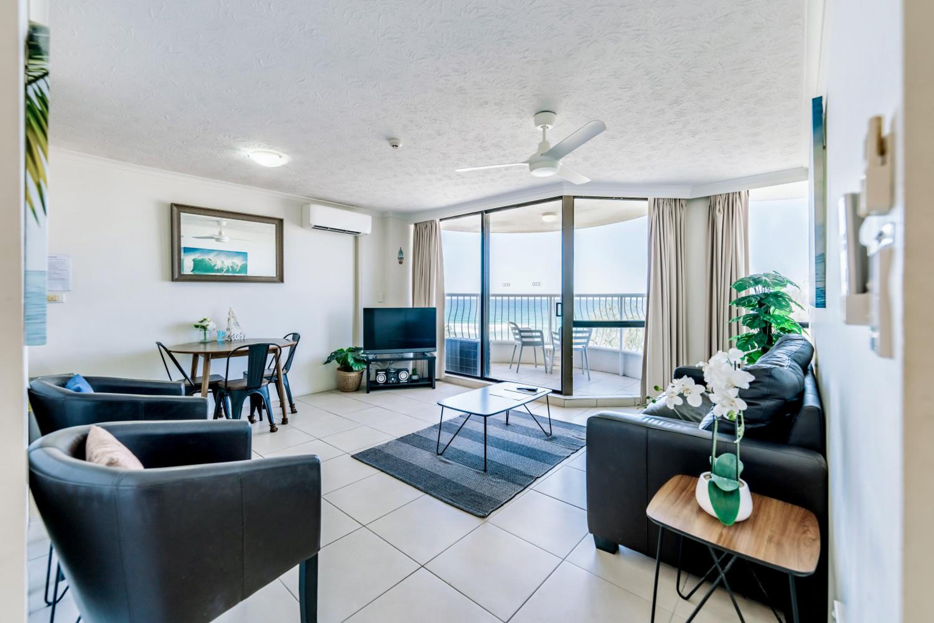 One-Bedroom Apartment with Ocean View Standard photo 1