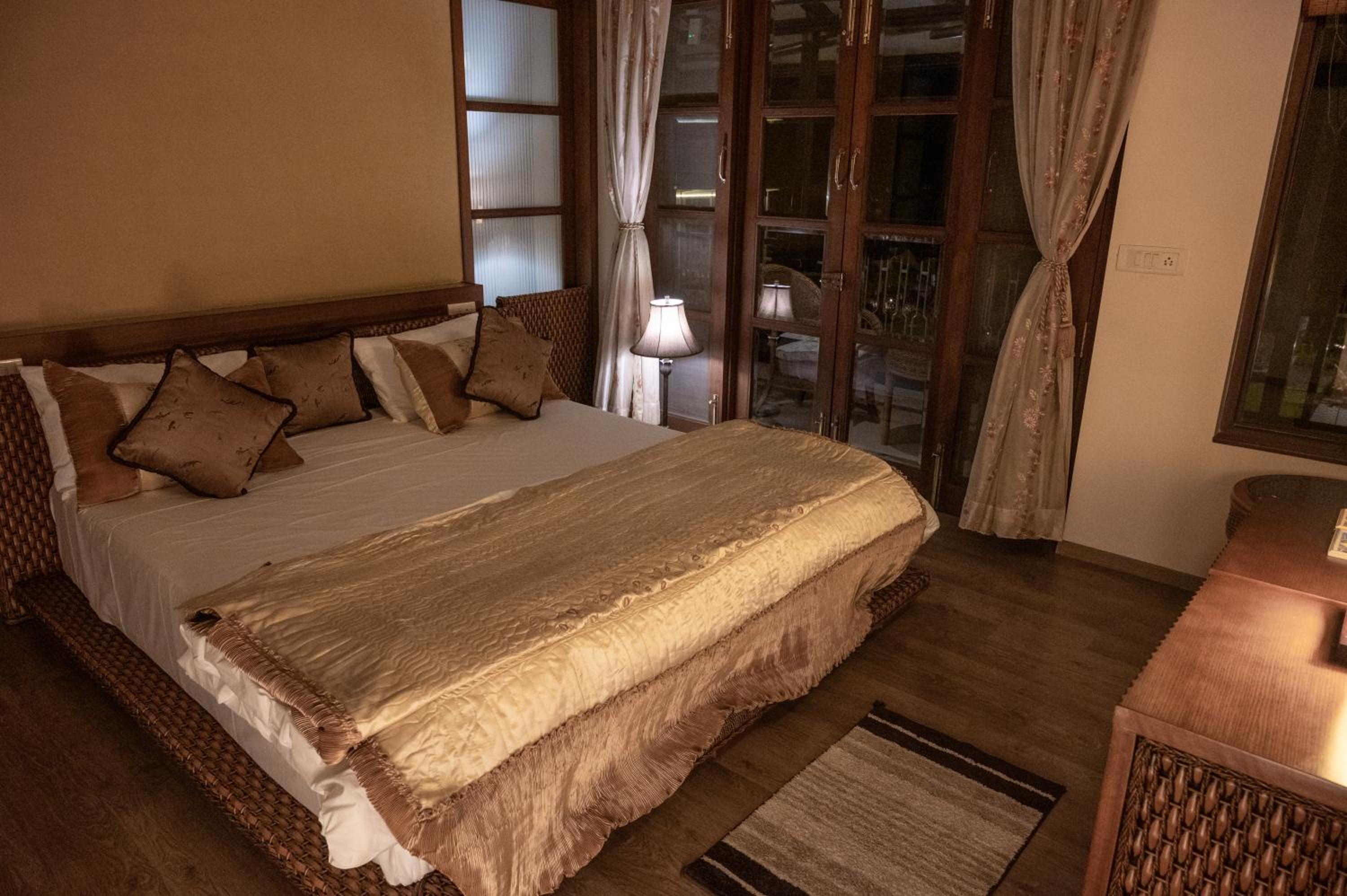 Villa - Photo 4