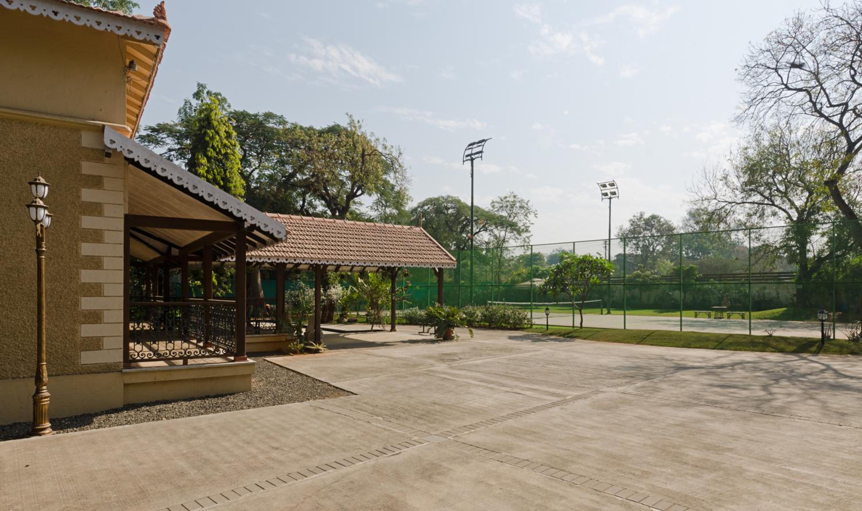 Villa - Photo 3