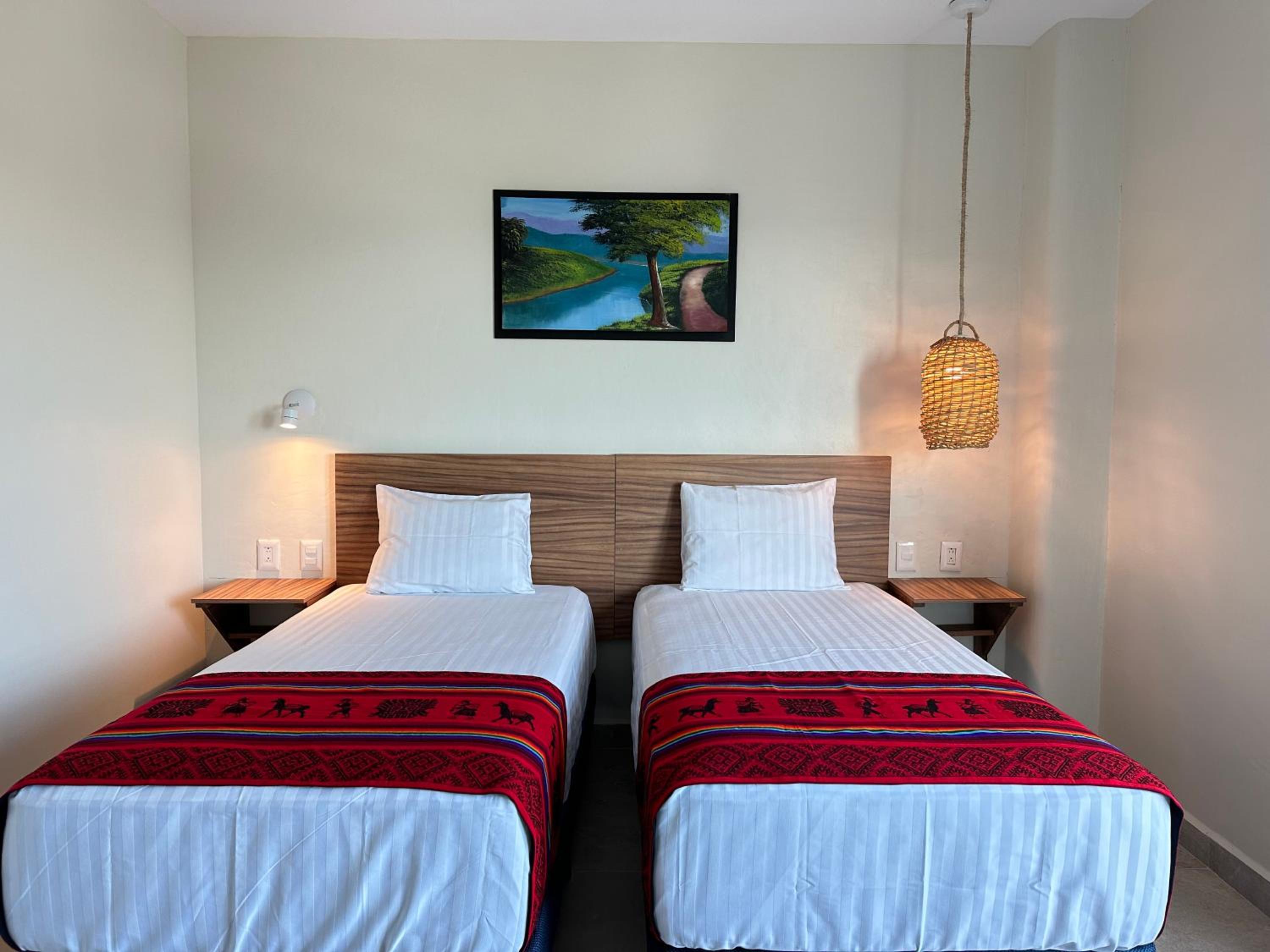 Deluxe Double Room with Side Sea View photo 2