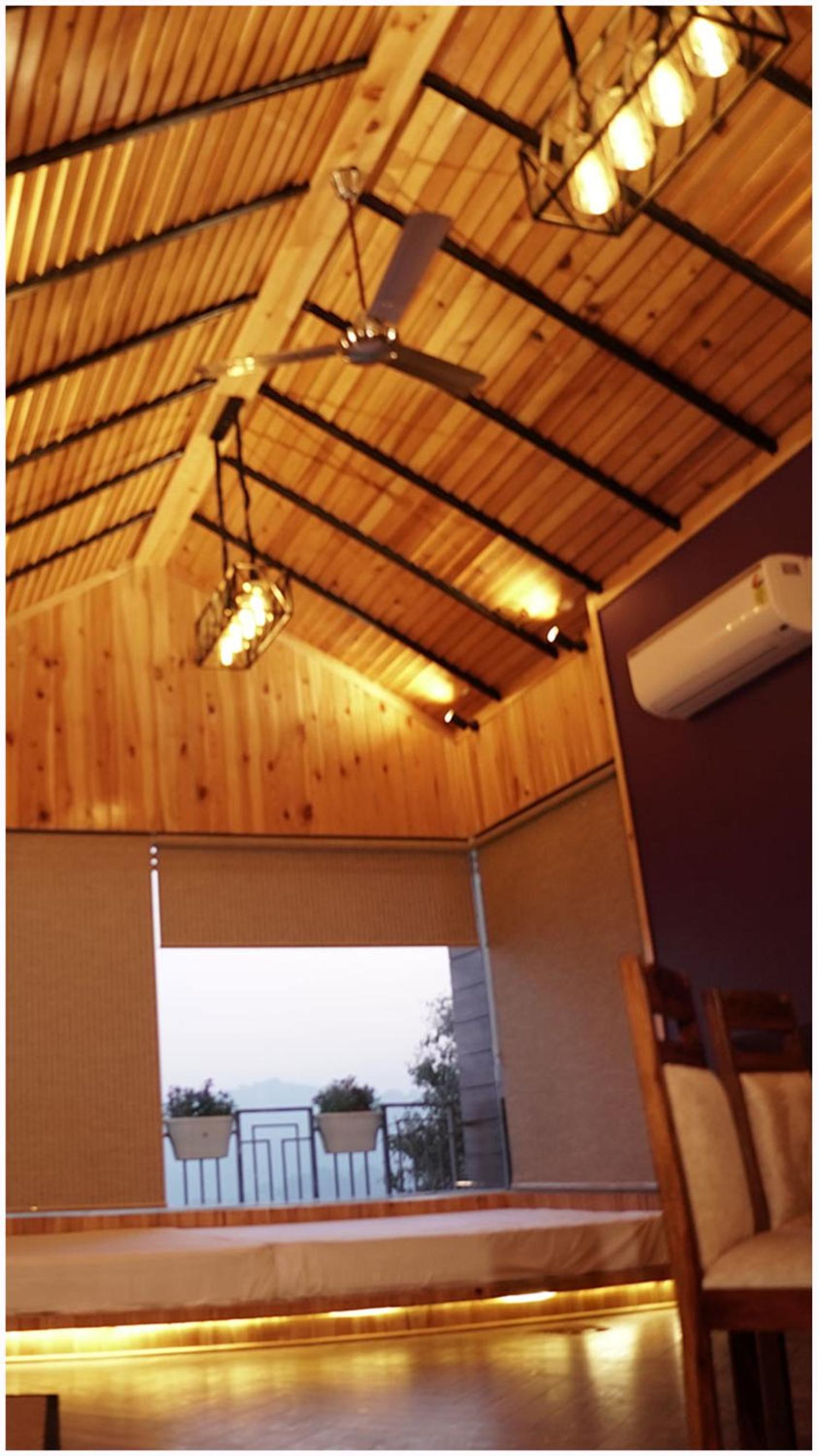 Villa photo 3